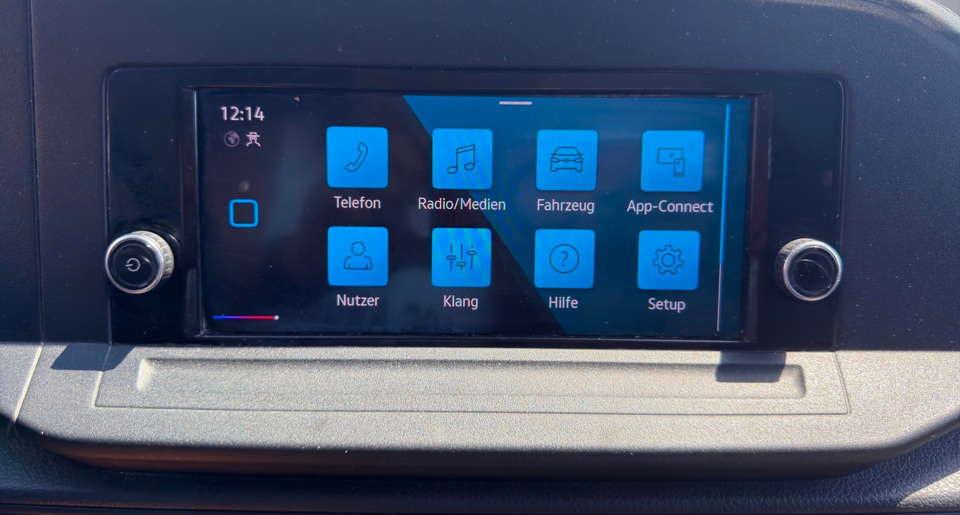 VW 2.0TDI Navi, Klima, AHK 1500 Kg, Nutzlast 650 kg-image-13