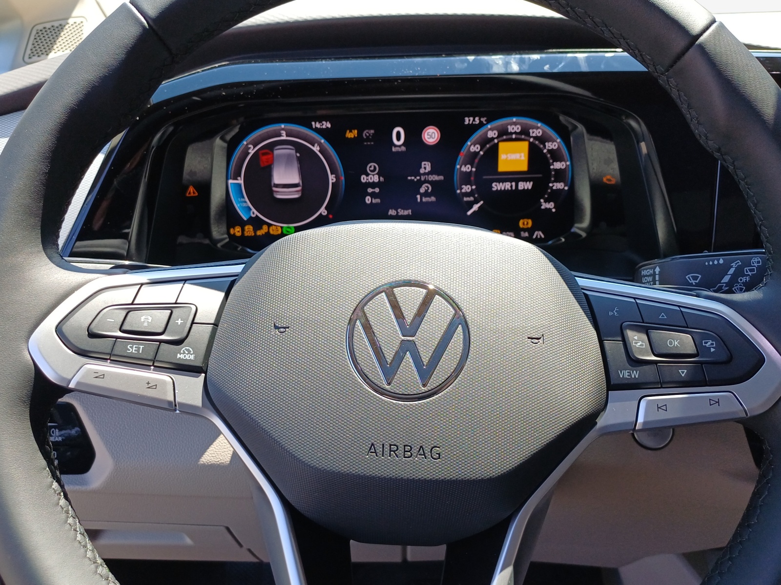 VW Multivan Liberty kurz-image-9