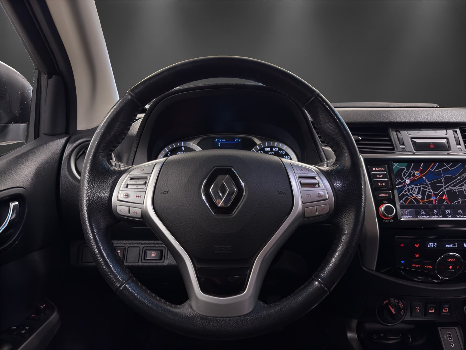 RENAULT Alaskan Doppel Cabine TwinTurbo dCi 190 4WD Intens-image-12