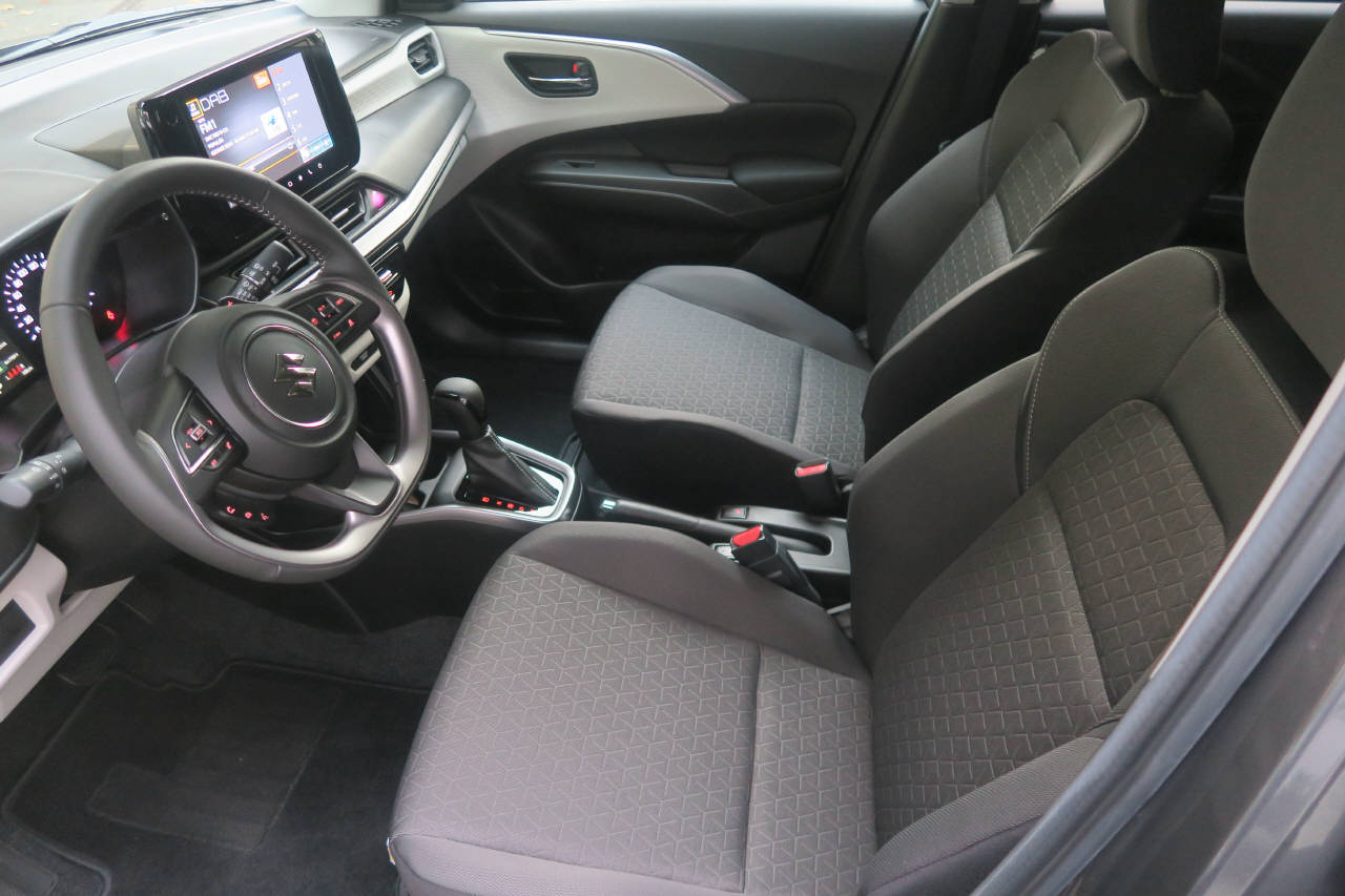 SUZUKI Swift 1.2 Compact Top Hybrid CVT-image-3