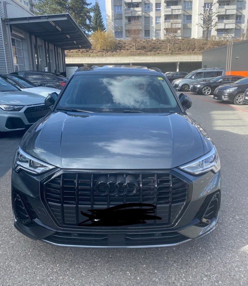 AUDI 1.5 35 TFSI S line Attraction S-Tronic-image-1