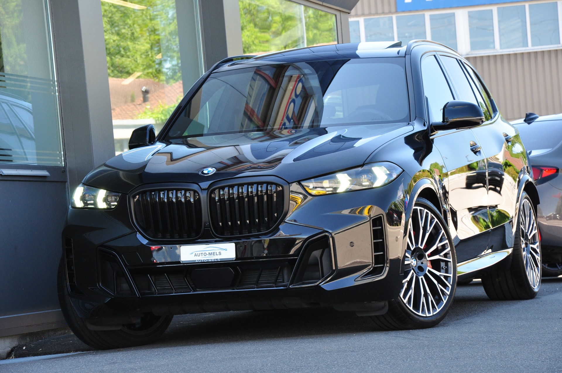 BMW X5 xDrive 48V 40d M Sport Pro Steptronic-showroom-element-1