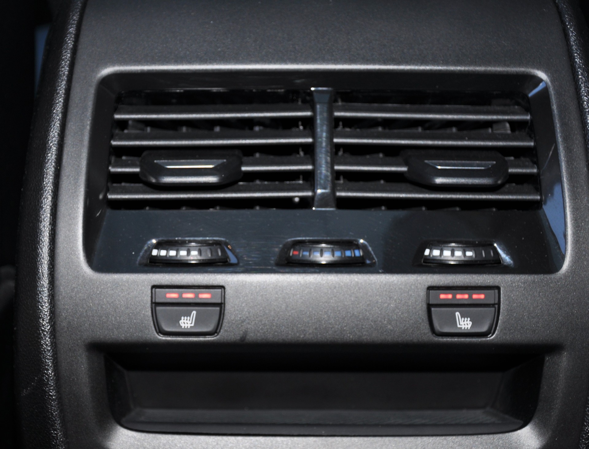 BMW X5 xDrive 48V 40d M Sport Pro Steptronic-image-25
