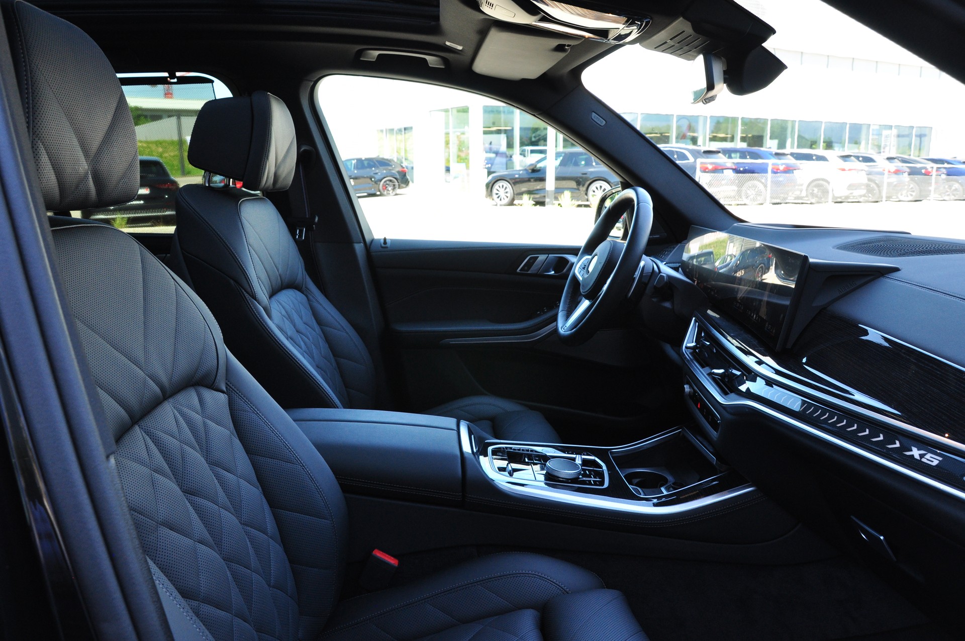 BMW X5 xDrive 48V 40d M Sport Pro Steptronic-image-18