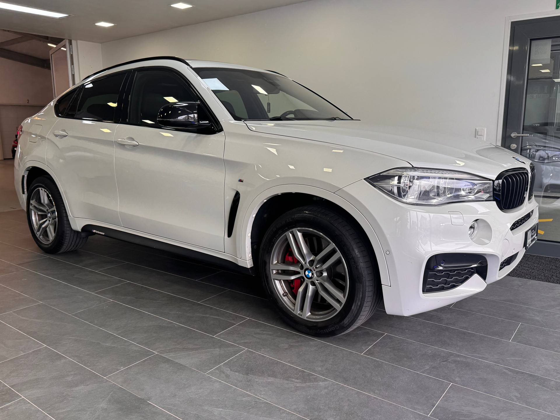 BMW X6 M50d Steptronic *Softclose / Glasdach / 360 Kamera / Dachhimmel Alcantara / Fond-Entertainment / Adaptive LED*-image-2