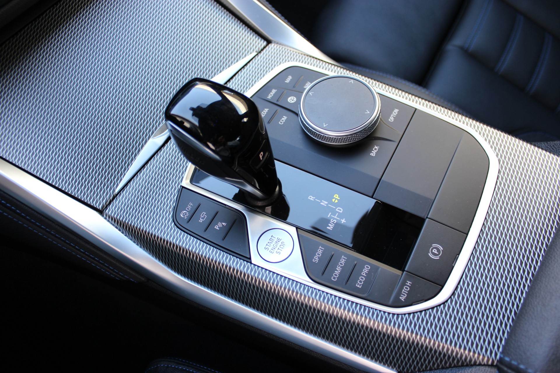 BMW 420d xDrive 48V Gran Coupé M Sport PRO *M PERFORMANCE*-image-12