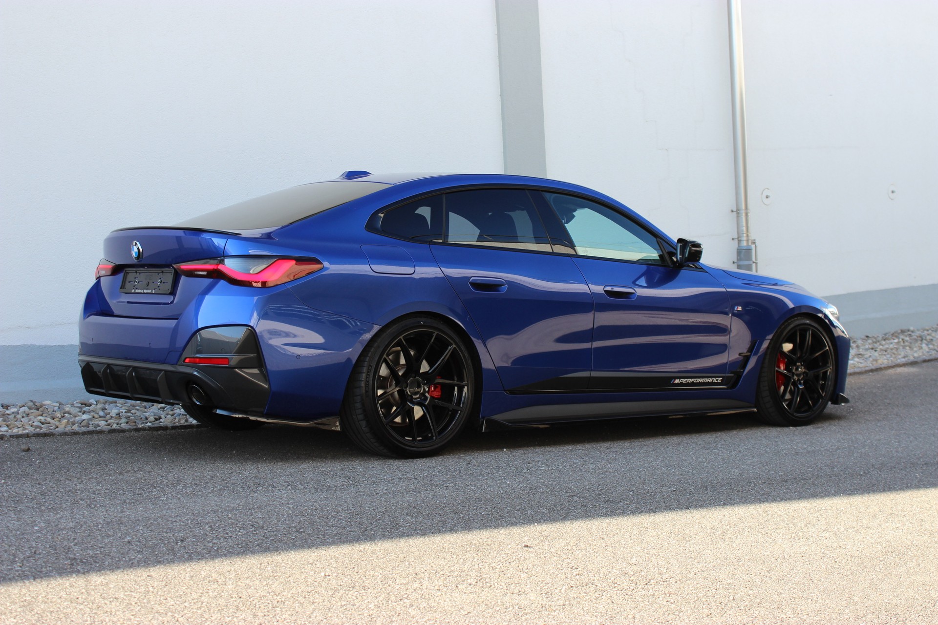 BMW 420d xDrive 48V Gran Coupé M Sport PRO *M PERFORMANCE*-image-2