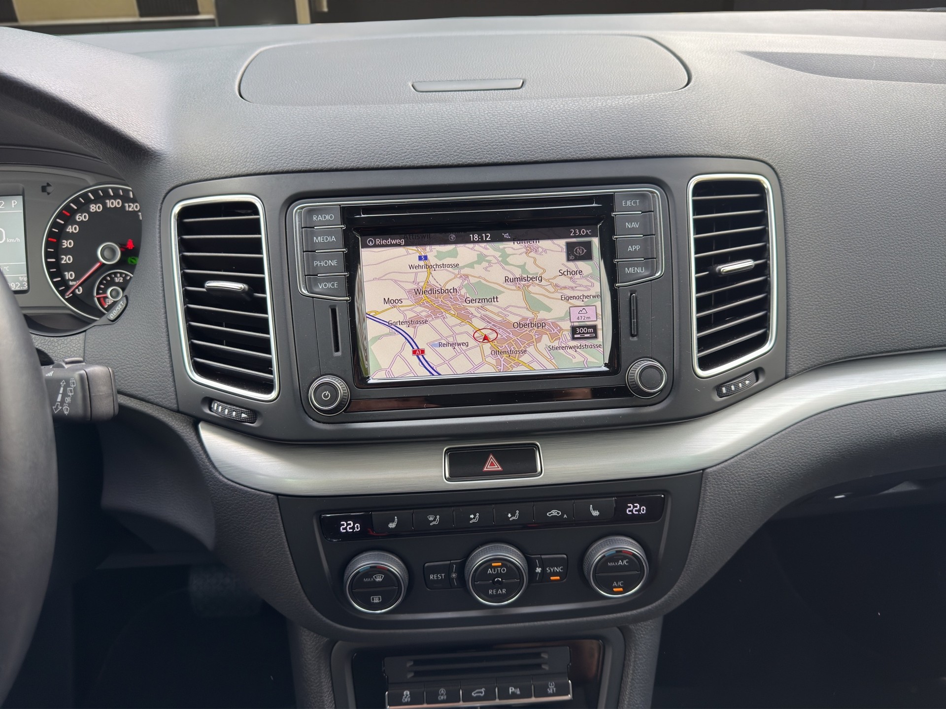 VW Sharan 2.0 TDI SCR Comfortline DSG 4m-image-15