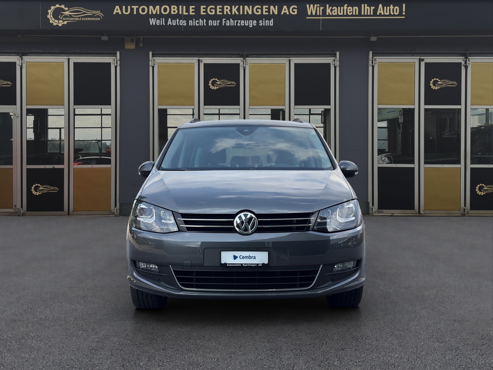 VW Sharan 2.0 TDI SCR Comfortline DSG 4m-image-1