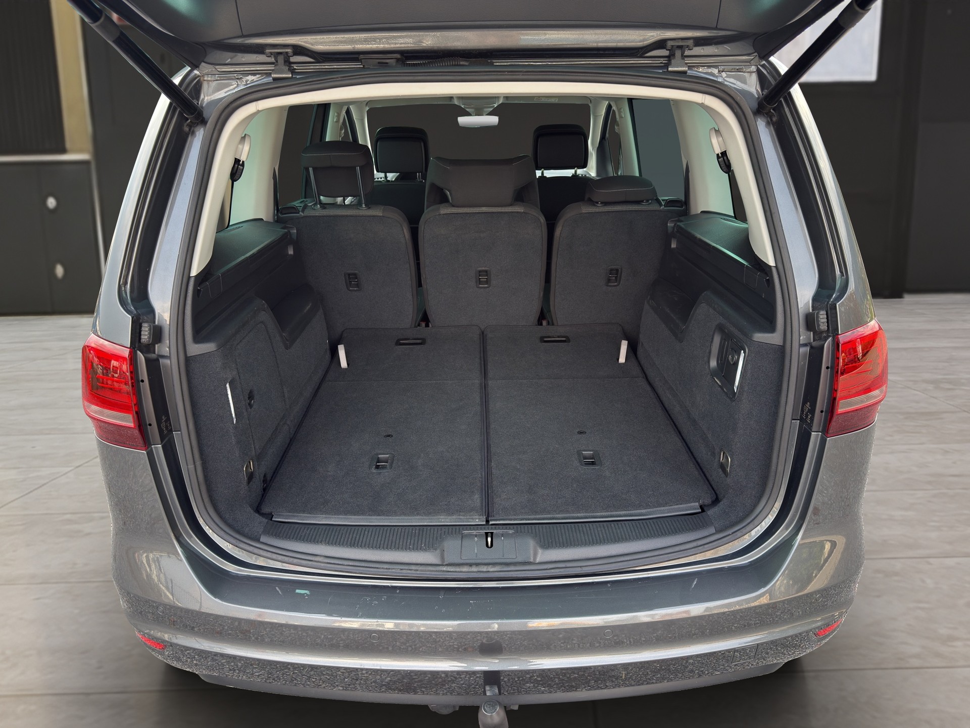 VW Sharan 2.0 TDI SCR Comfortline DSG 4m-image-14
