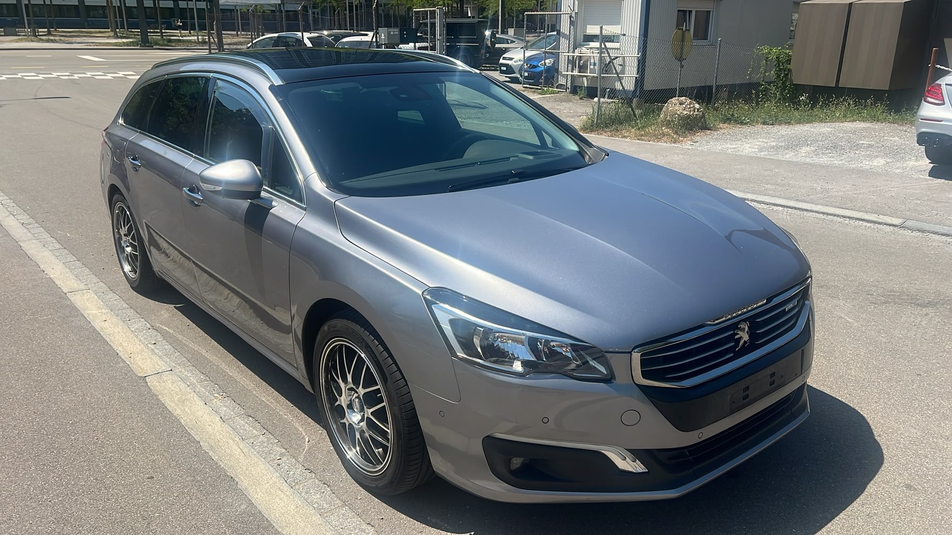 PEUGEOT 508 SW 2.0 BlueHDi GT EAT6 Automatic-image-2