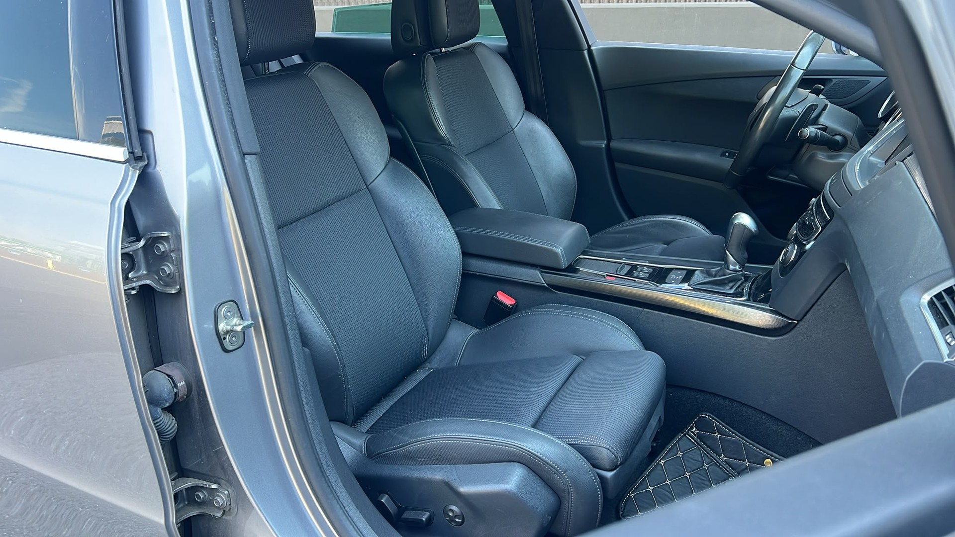 PEUGEOT 508 SW 2.0 BlueHDi GT EAT6 Automatic-image-12