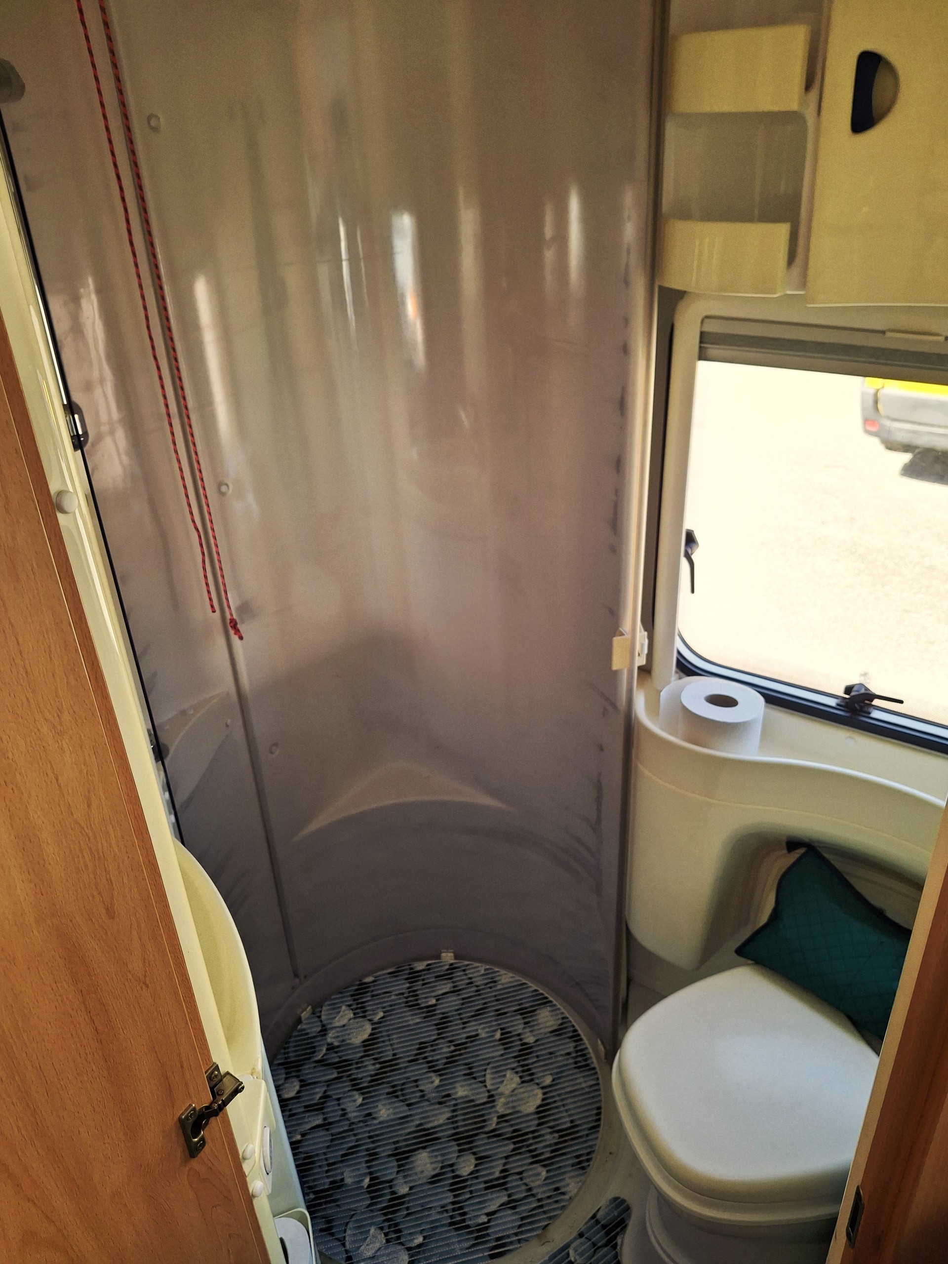 KNAUS Sun Traveller 2.8-image-5