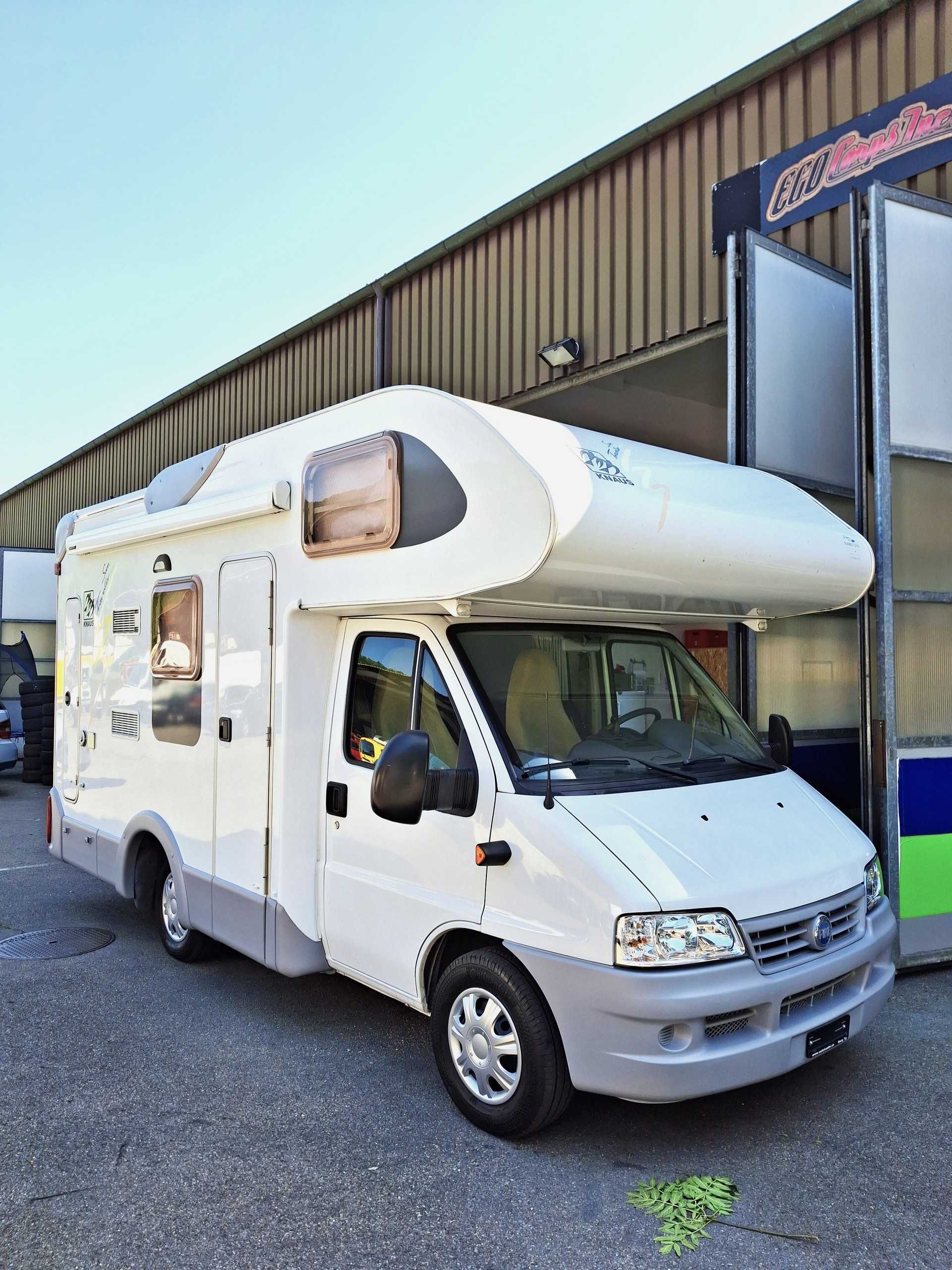 KNAUS Sun Traveller 2.8-image-0