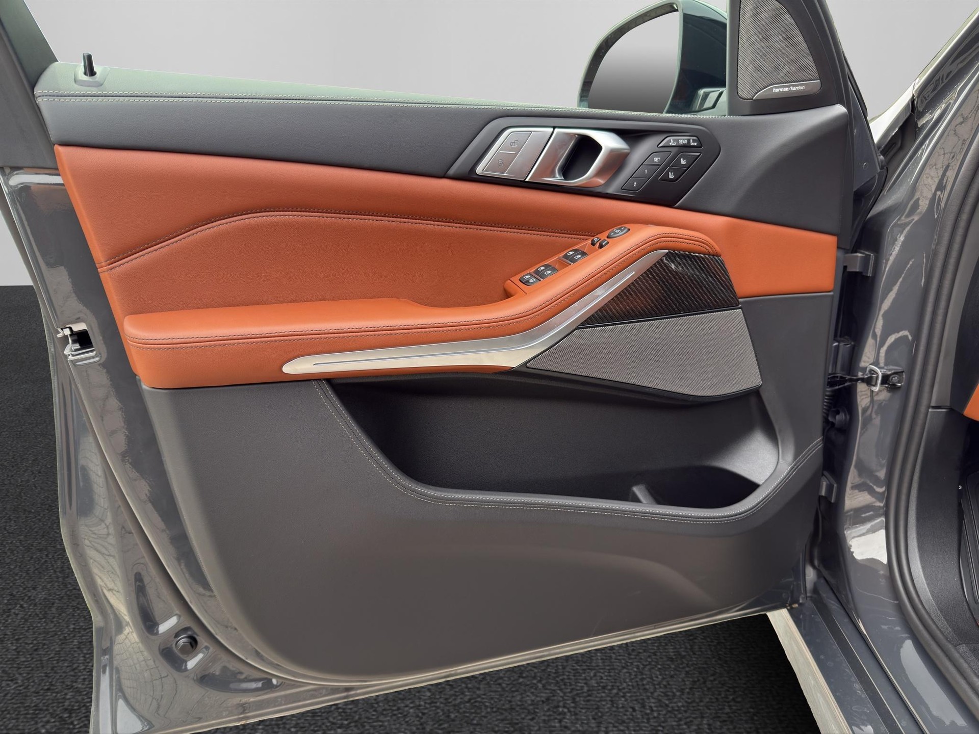 BMW X7 40d xDrive SAG-image-10