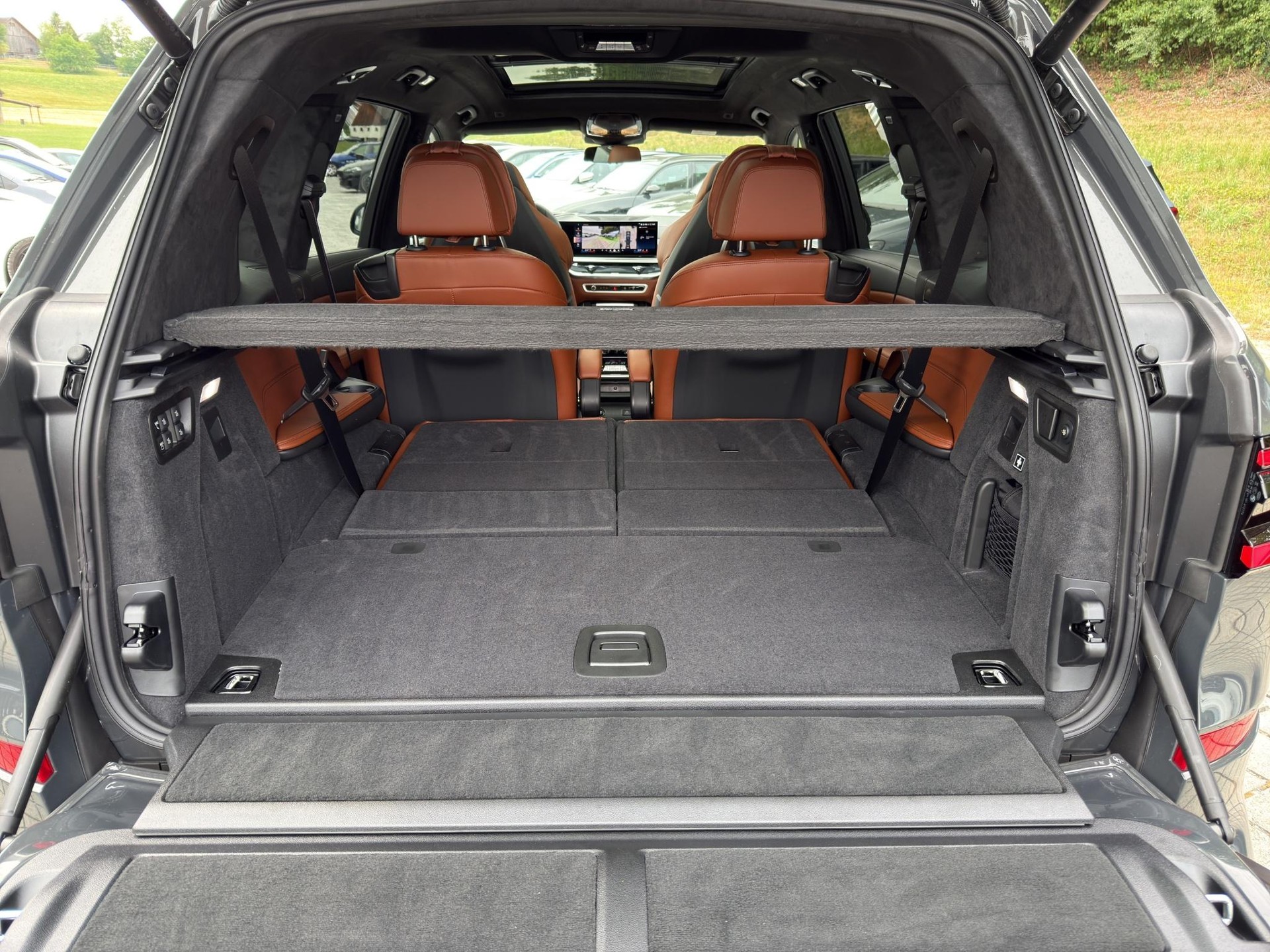 BMW X7 40d xDrive SAG-image-19