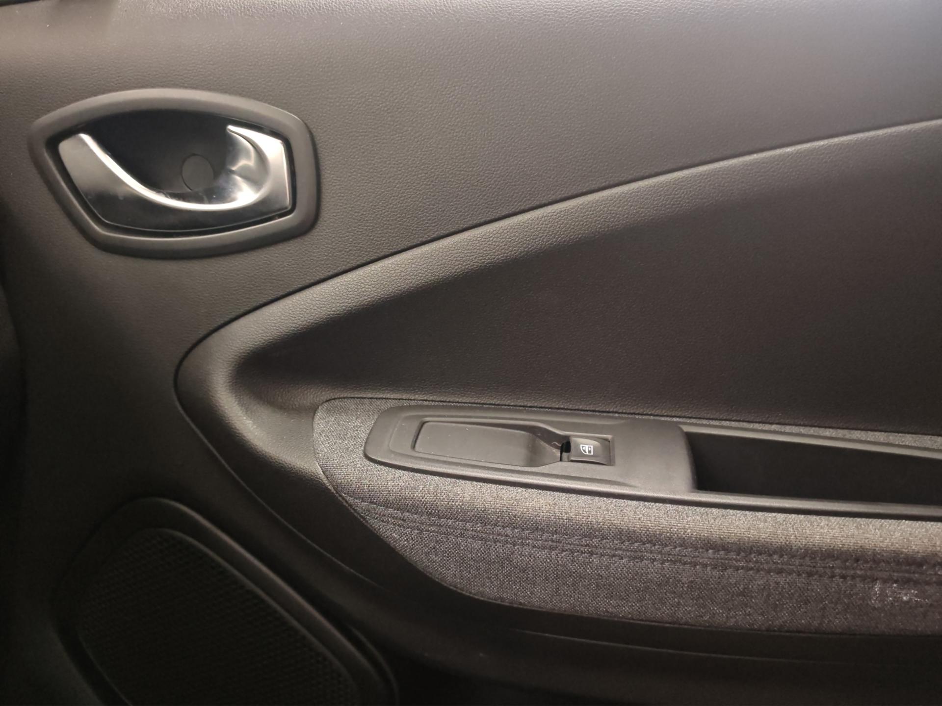 RENAULT Zoe R135 (incl. Batterie) Evolution-image-22