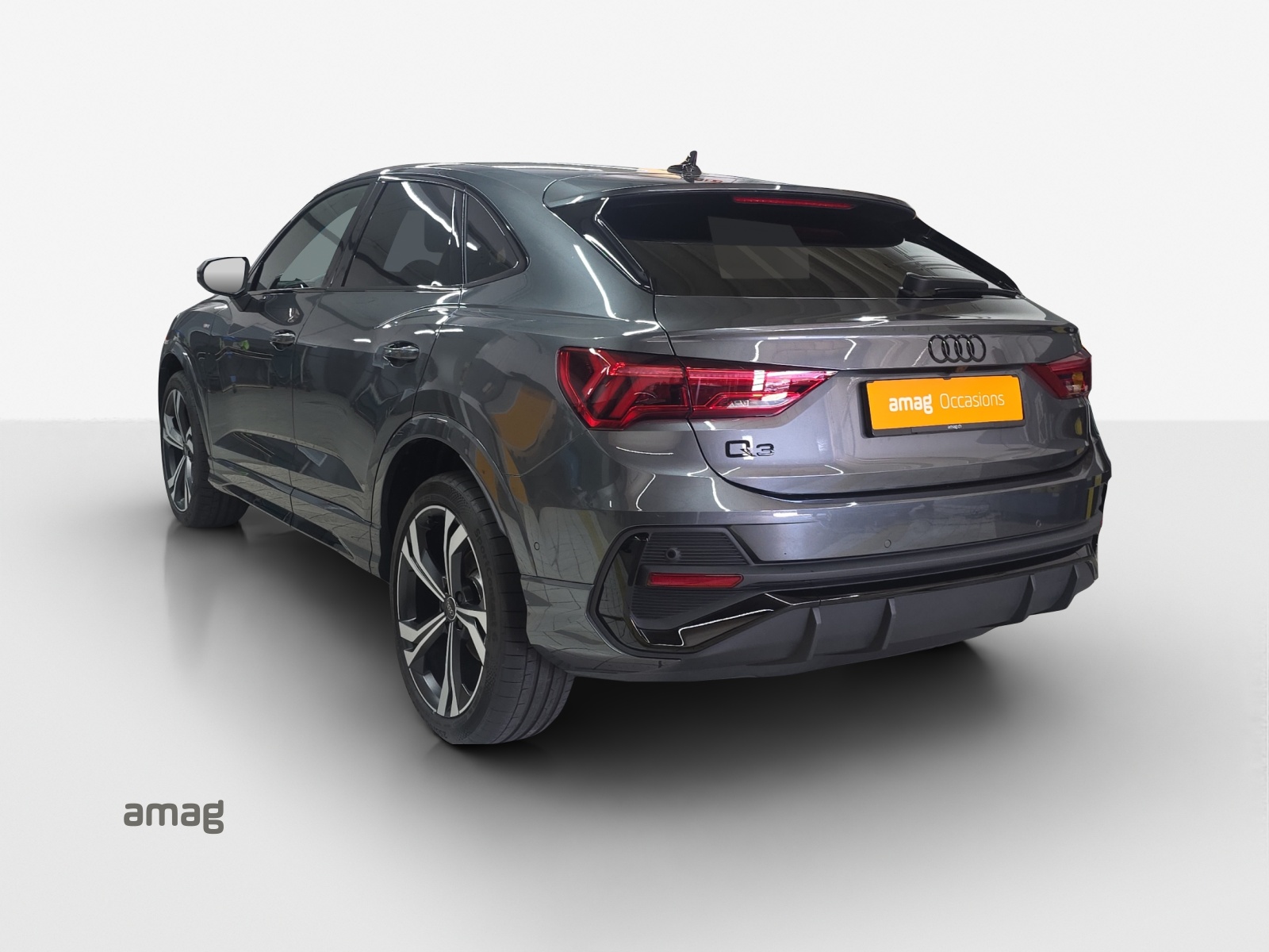 AUDI Q3 Sportback 35 TFSI S line Attraction S-tronic-image-2