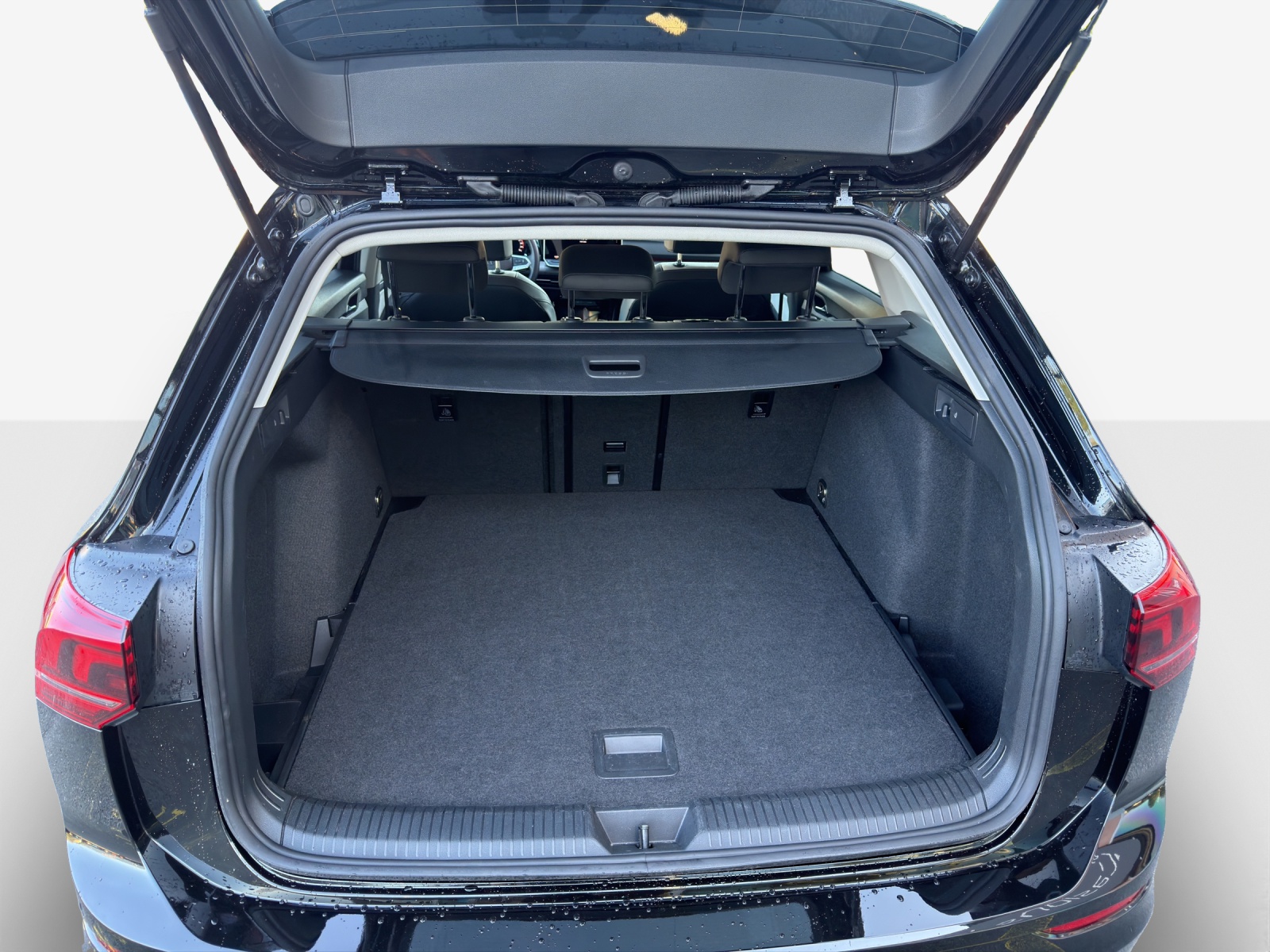 VW Golf Variant 2.0 TDI Style DSG-image-12