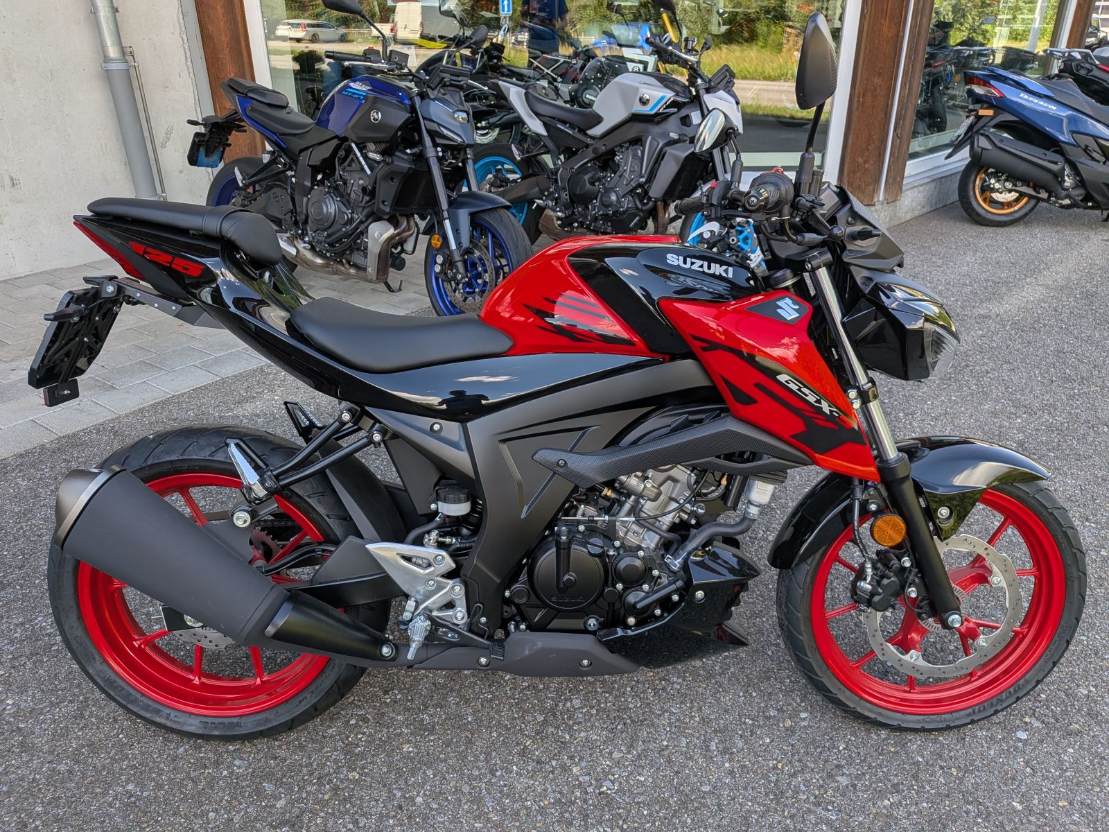 SUZUKI GSX-S 125-image-6