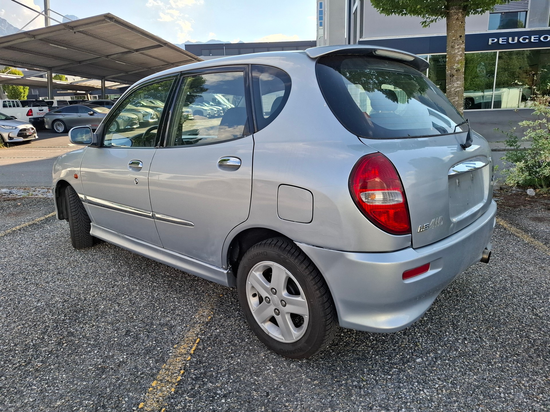 DAIHATSU SIRION-image-1