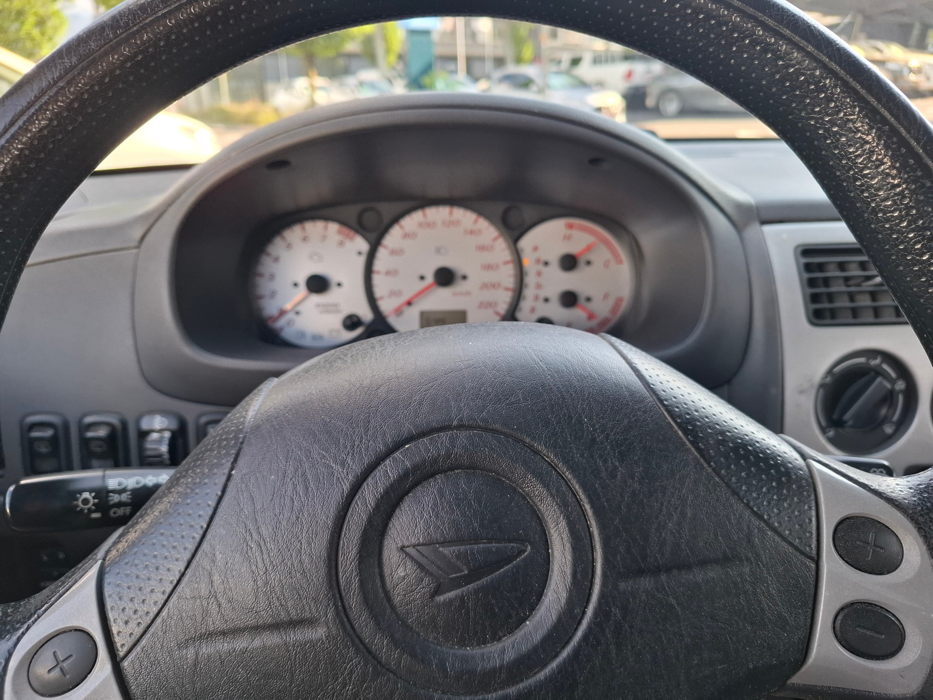 DAIHATSU SIRION-image-7