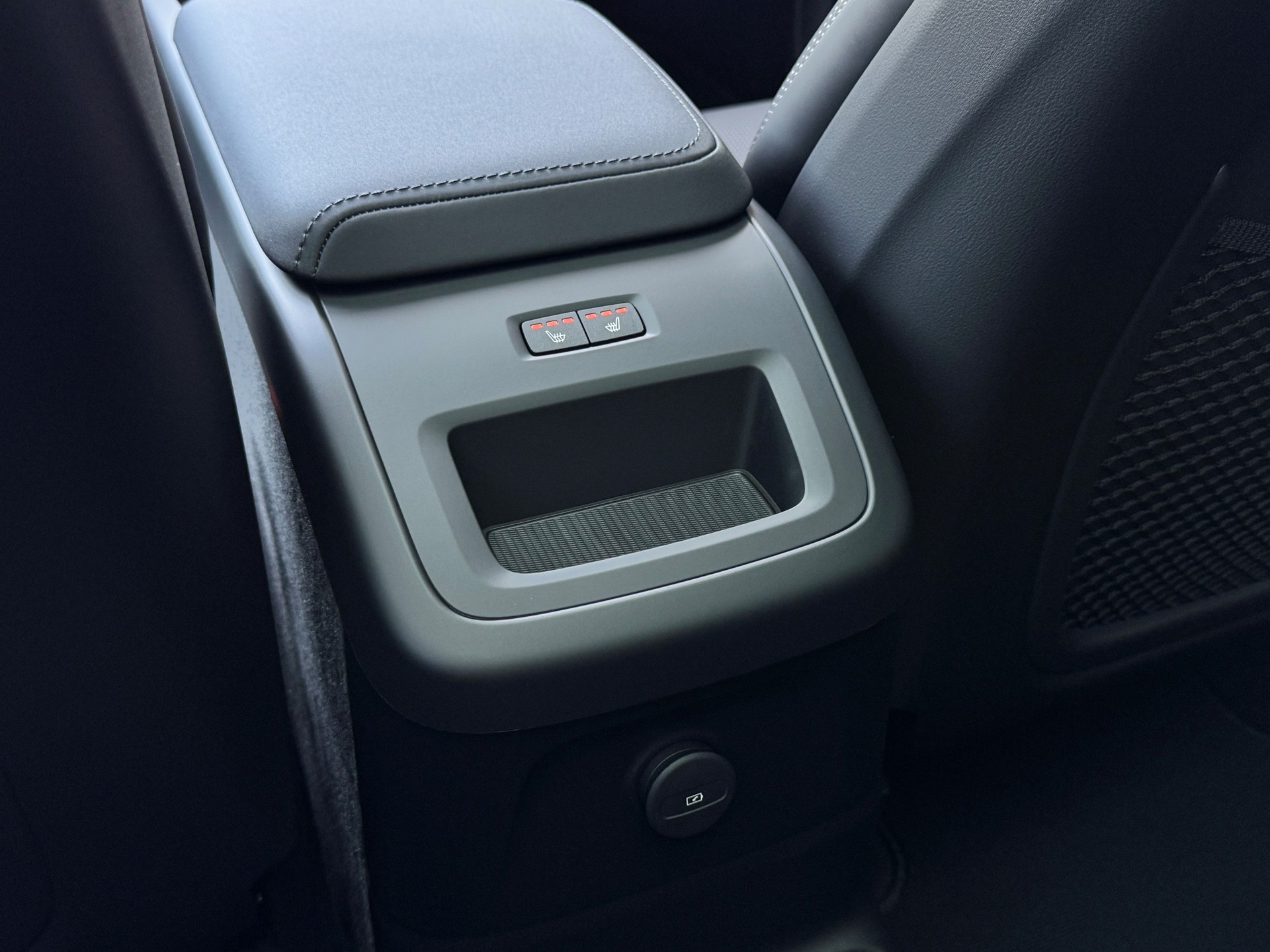 VOLVO XC60 T8 Allradantrieb Plug-in Hybrid-image-18