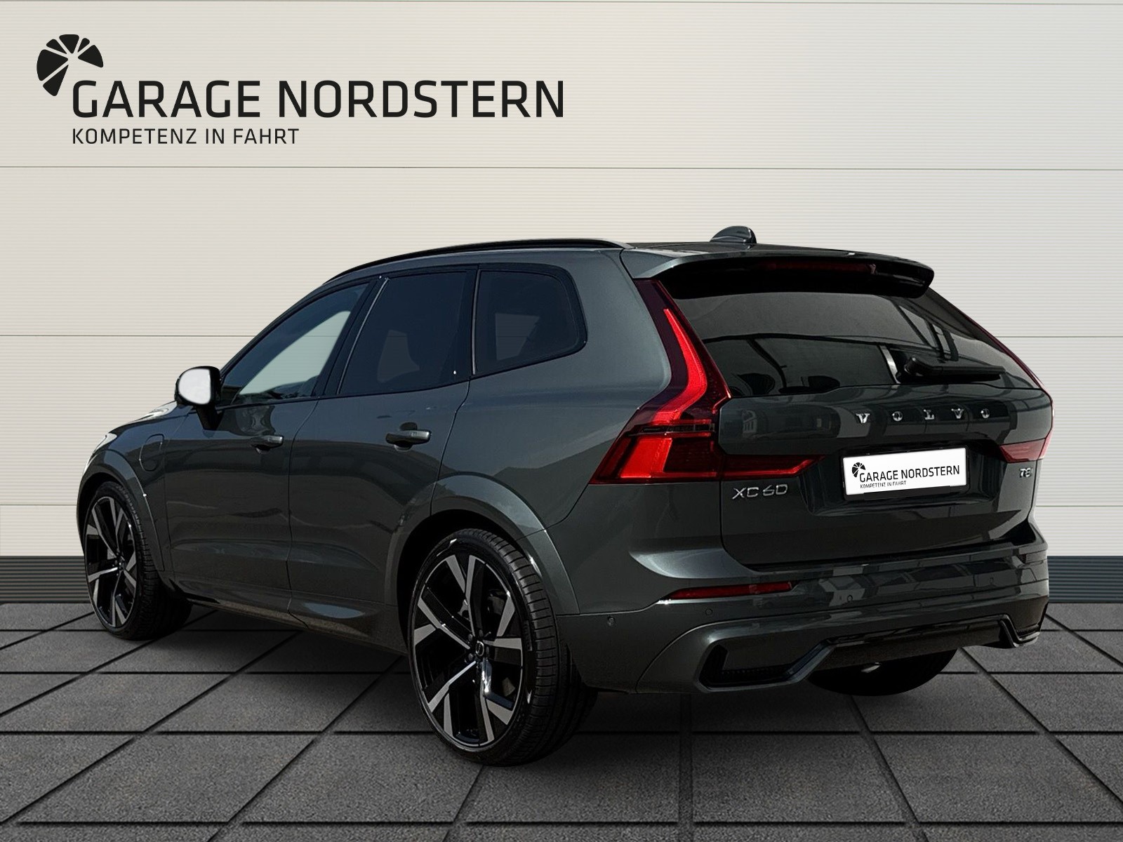 VOLVO XC60 T8 Allradantrieb Plug-in Hybrid-showroom-element-2