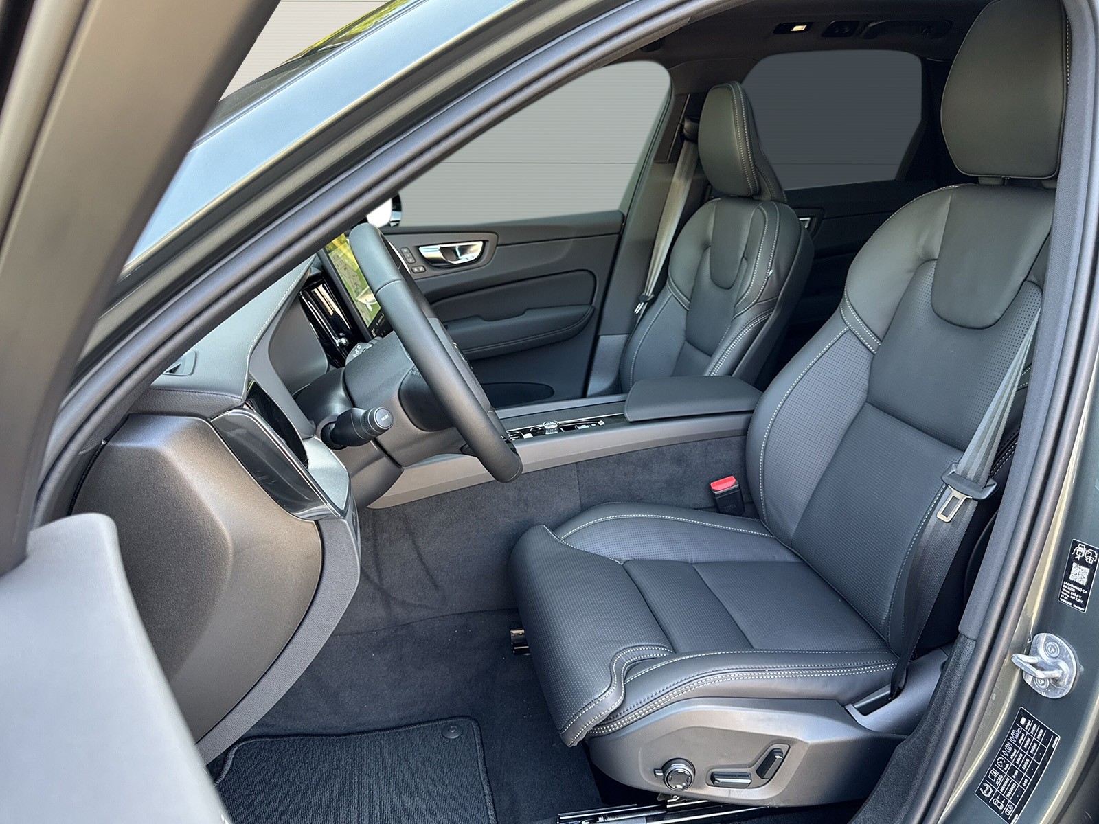 VOLVO XC60 T8 Allradantrieb Plug-in Hybrid-image-7