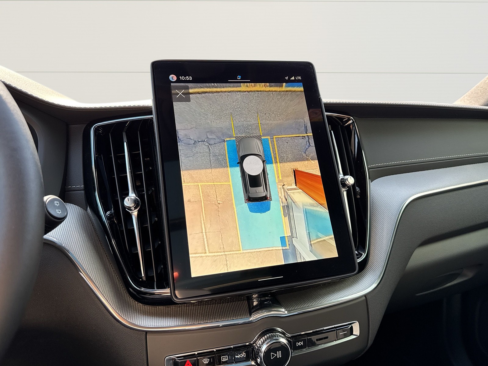 VOLVO XC60 T8 Allradantrieb Plug-in Hybrid-image-15
