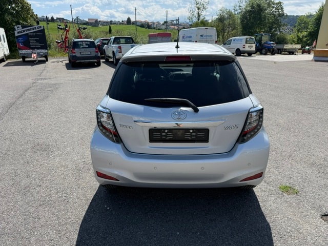 TOYOTA Yaris 1.33 Style Multidrive-image-6