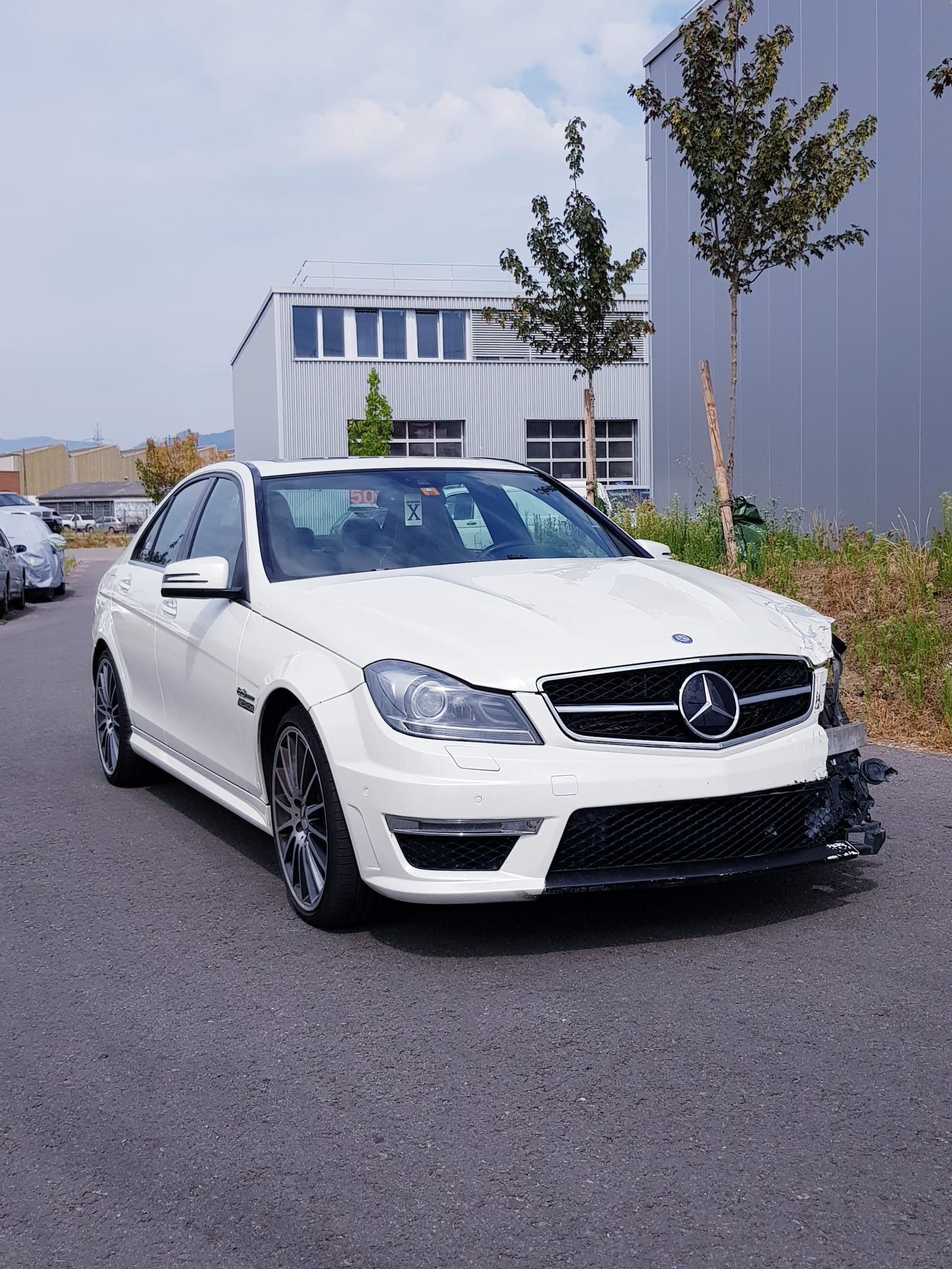 MERCEDES-BENZ W204 C63 AMG-image-1