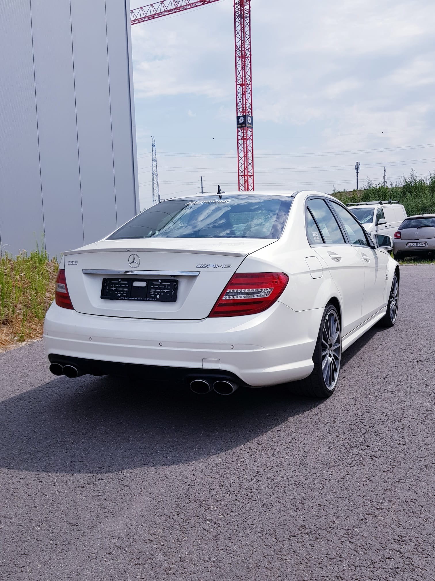 MERCEDES-BENZ W204 C63 AMG-image-3