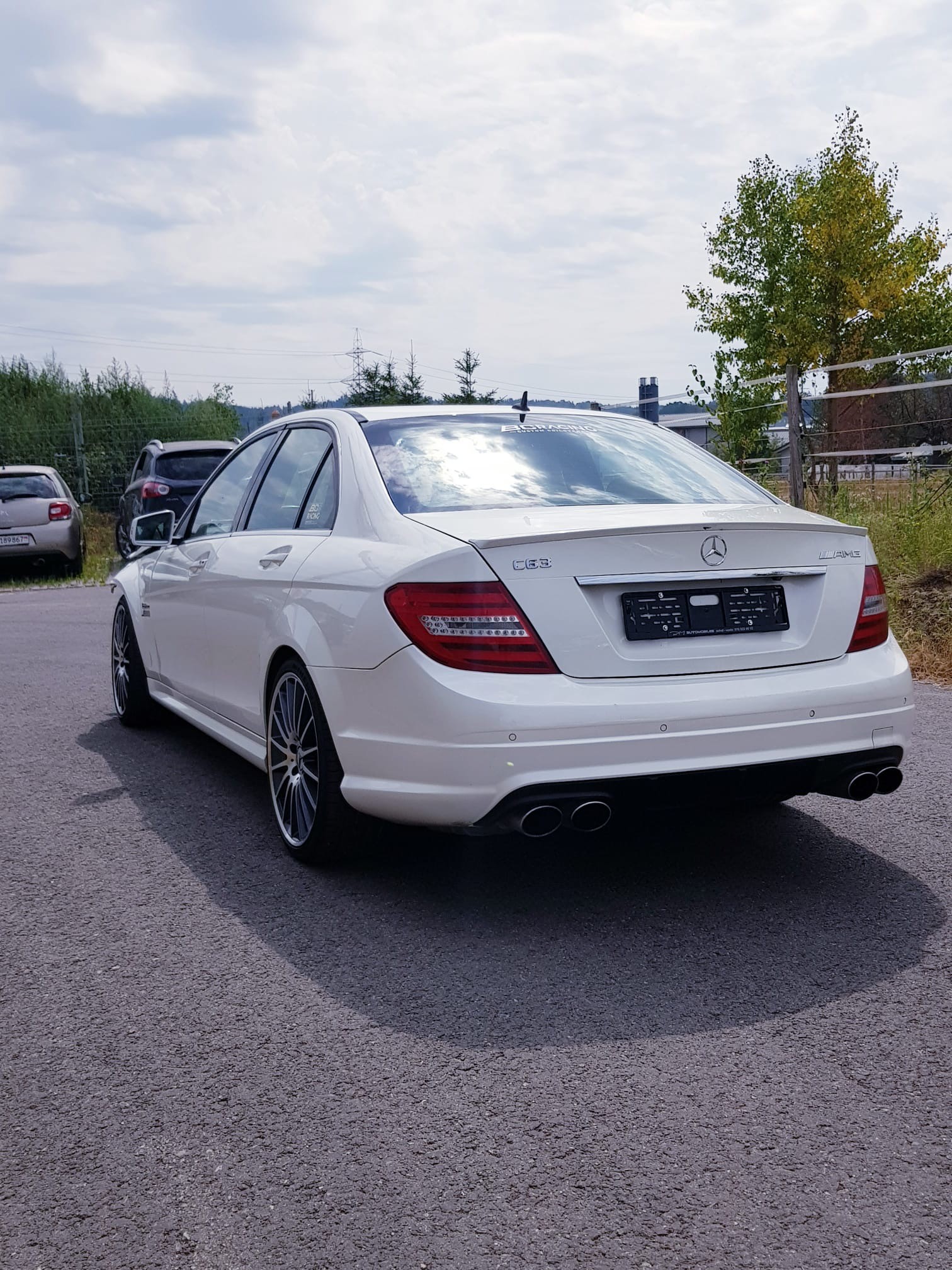 MERCEDES-BENZ W204 C63 AMG-image-2