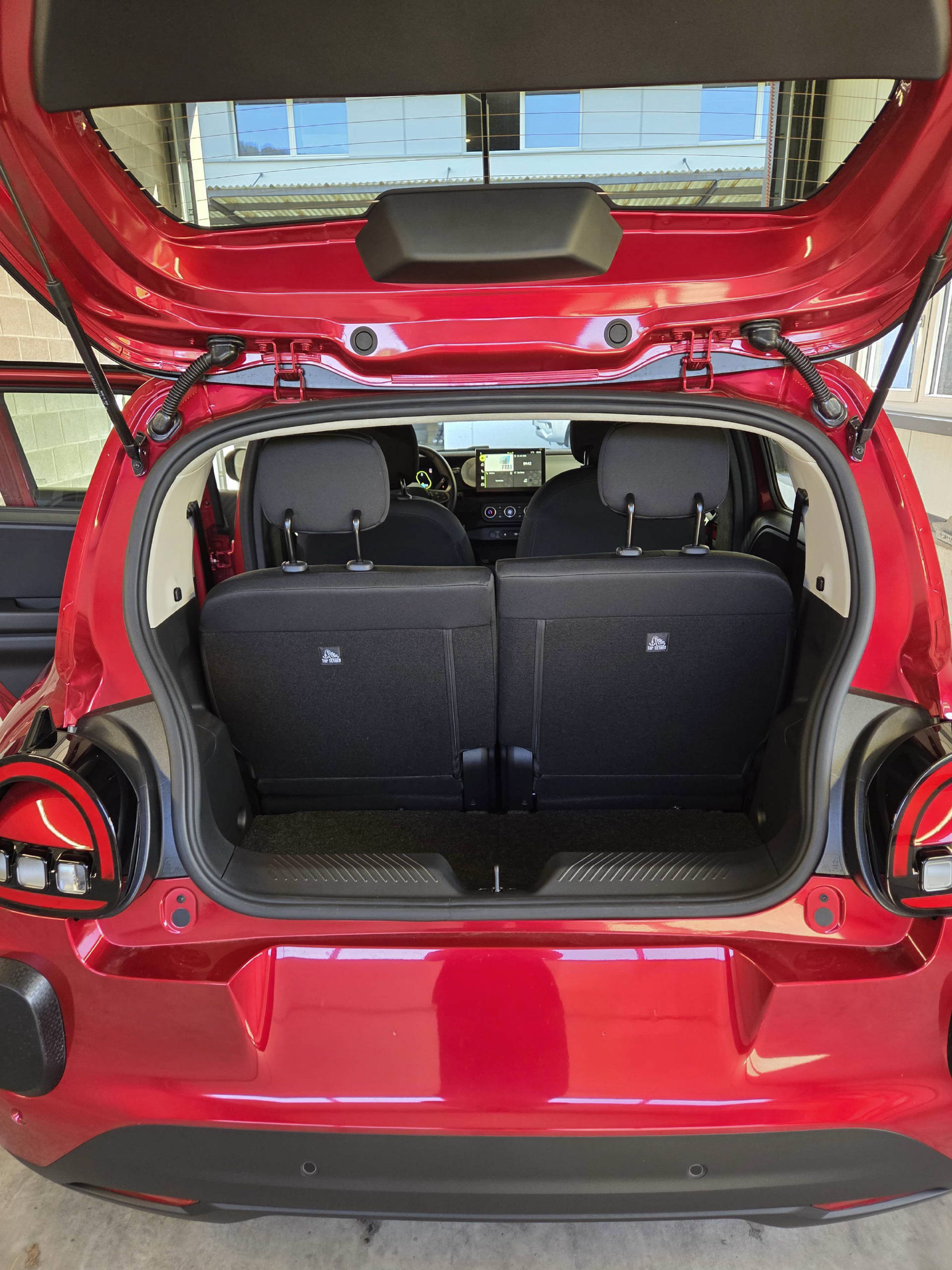 RENAULT Twingo E-Tech Urban Range evolution-image-12