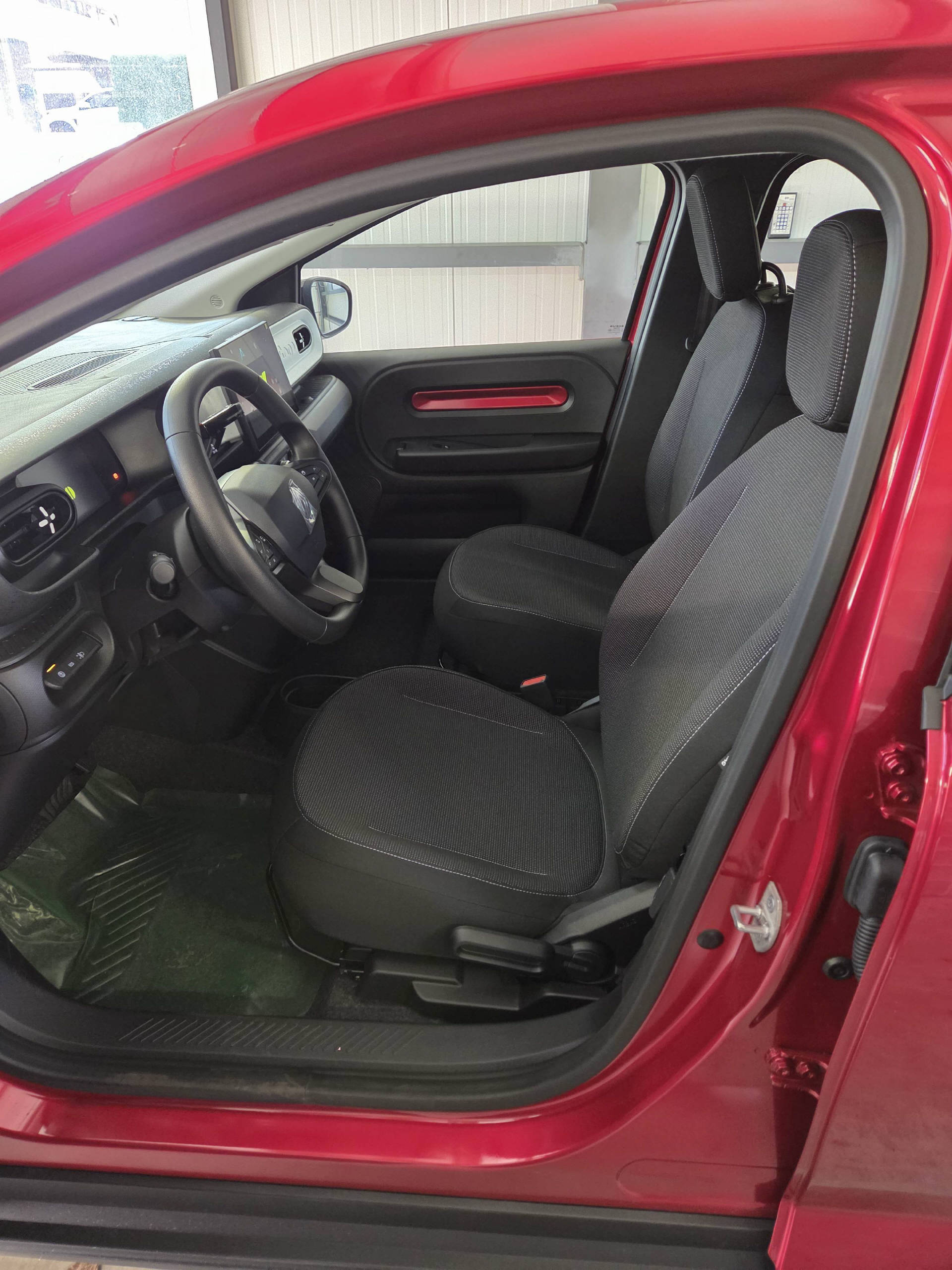 RENAULT Twingo E-Tech Urban Range evolution-image-4