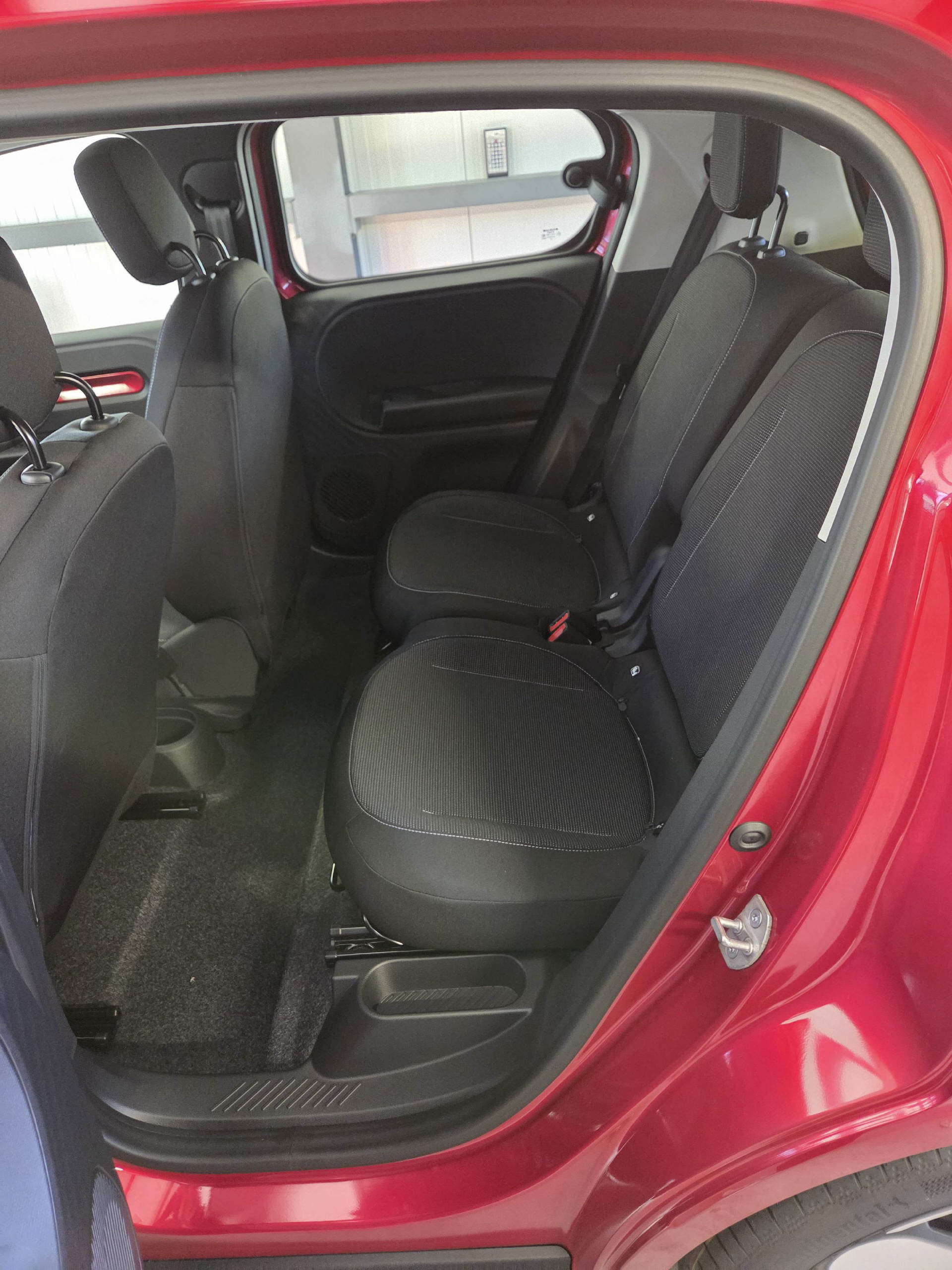 RENAULT Twingo E-Tech Urban Range evolution-image-5