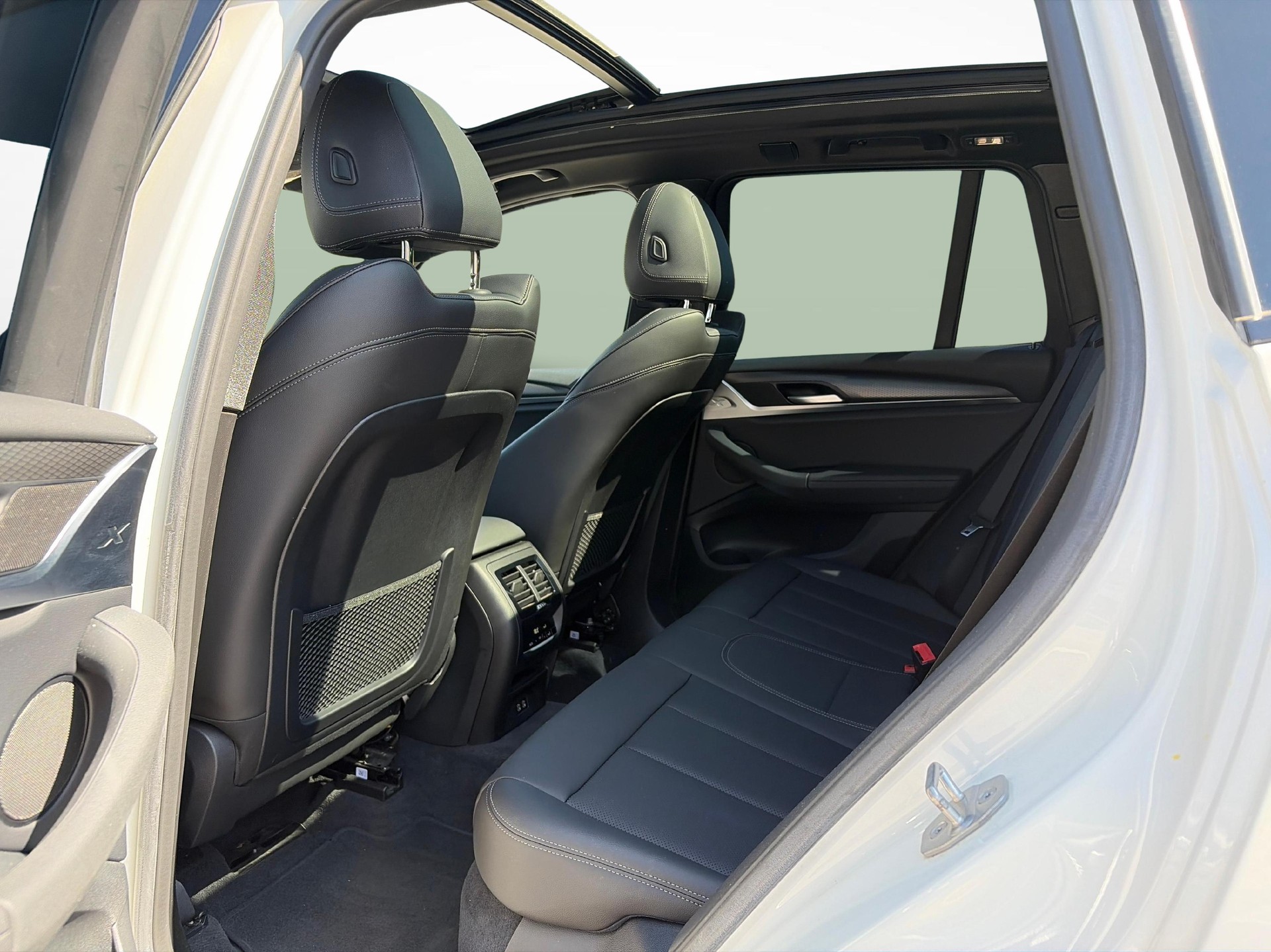 BMW X3 30i xDrive SAG M Sport-image-12