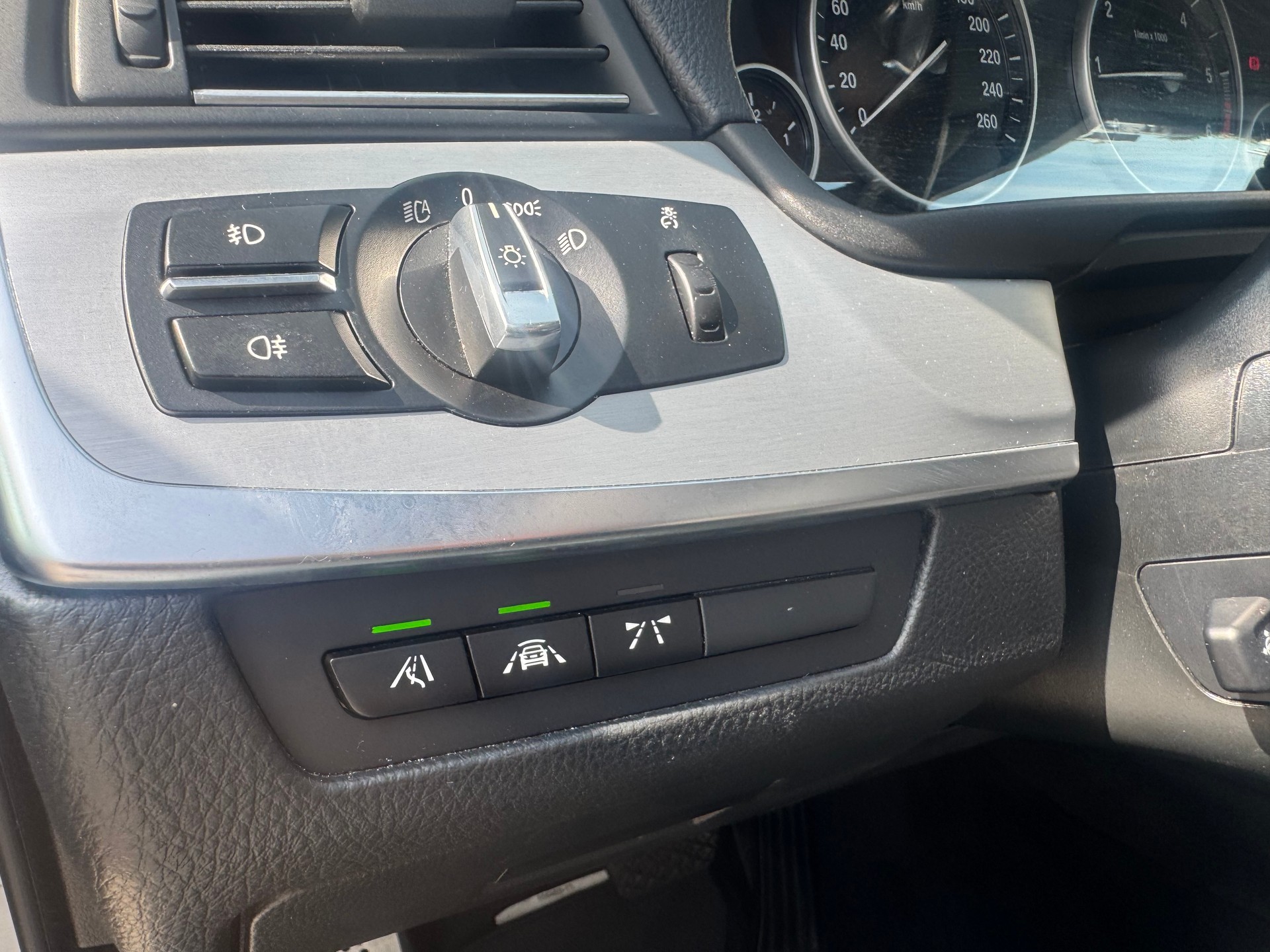 BMW 520d Touring xDrive Steptronic-image-17