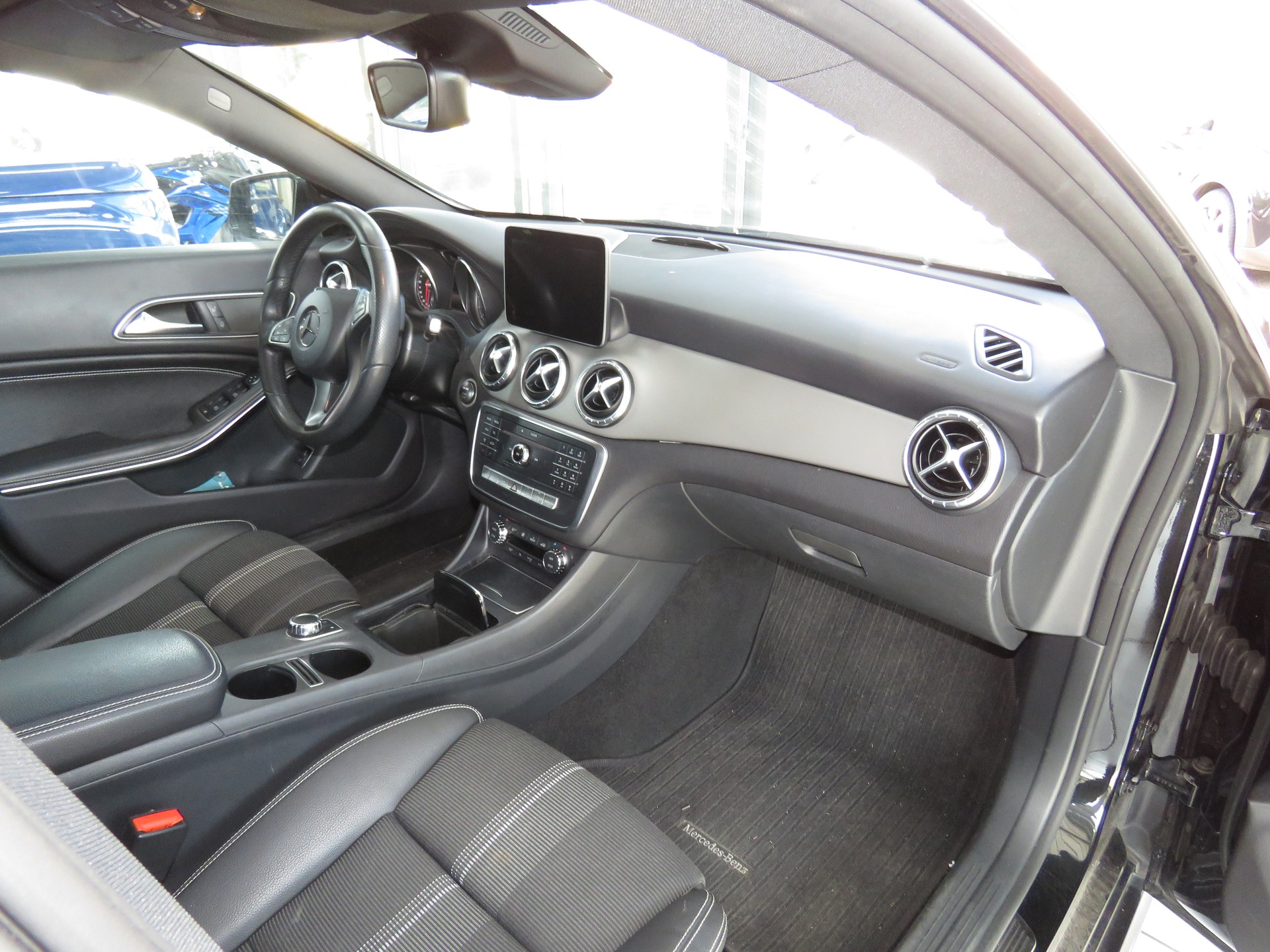MERCEDES-BENZ CLA Shooting Brake 200 d Urban 7G-DCT (Automat) Fixpreis !!!-image-9