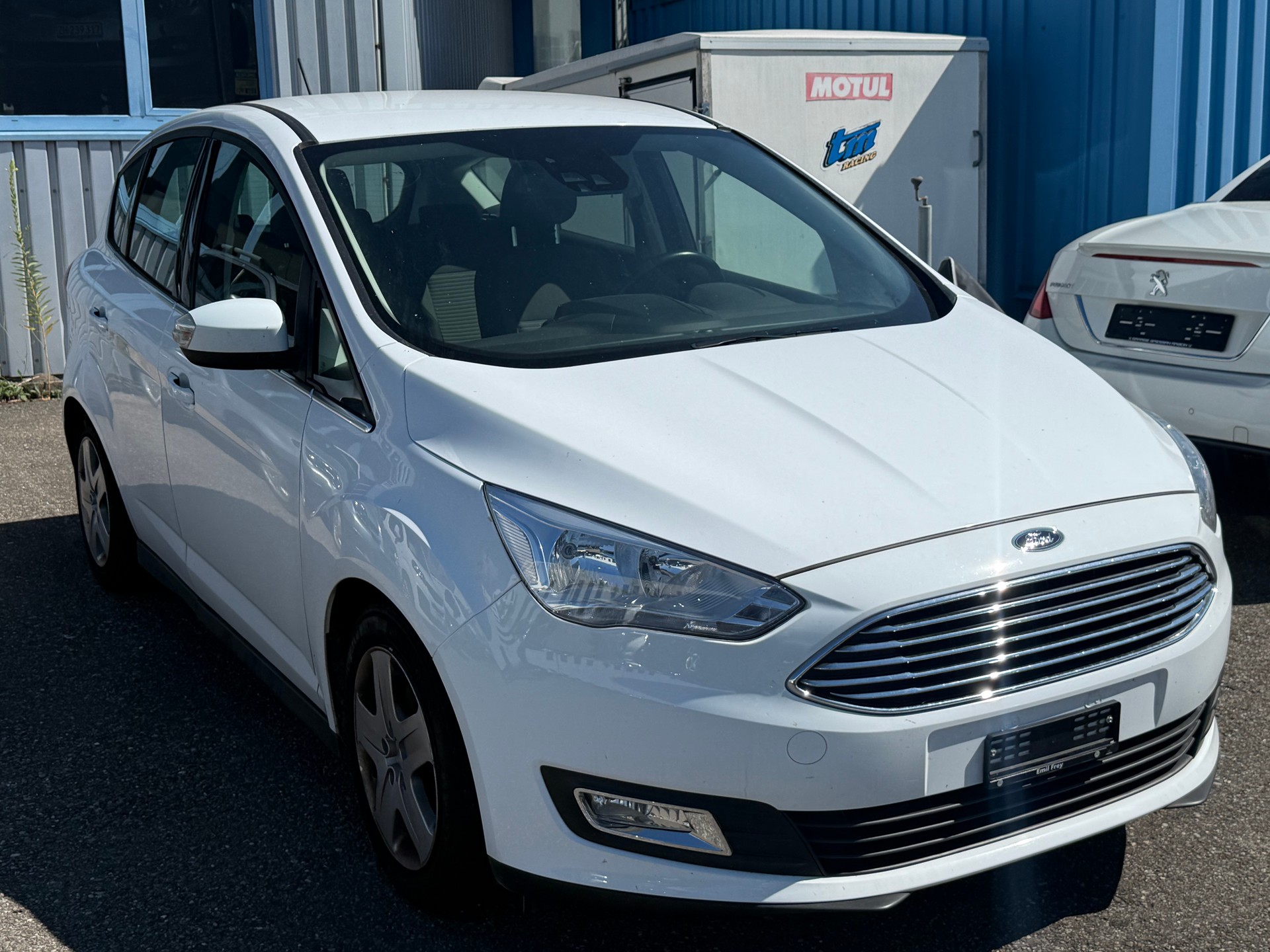 FORD C-Max 1.5 SCTi Titanium-image-1