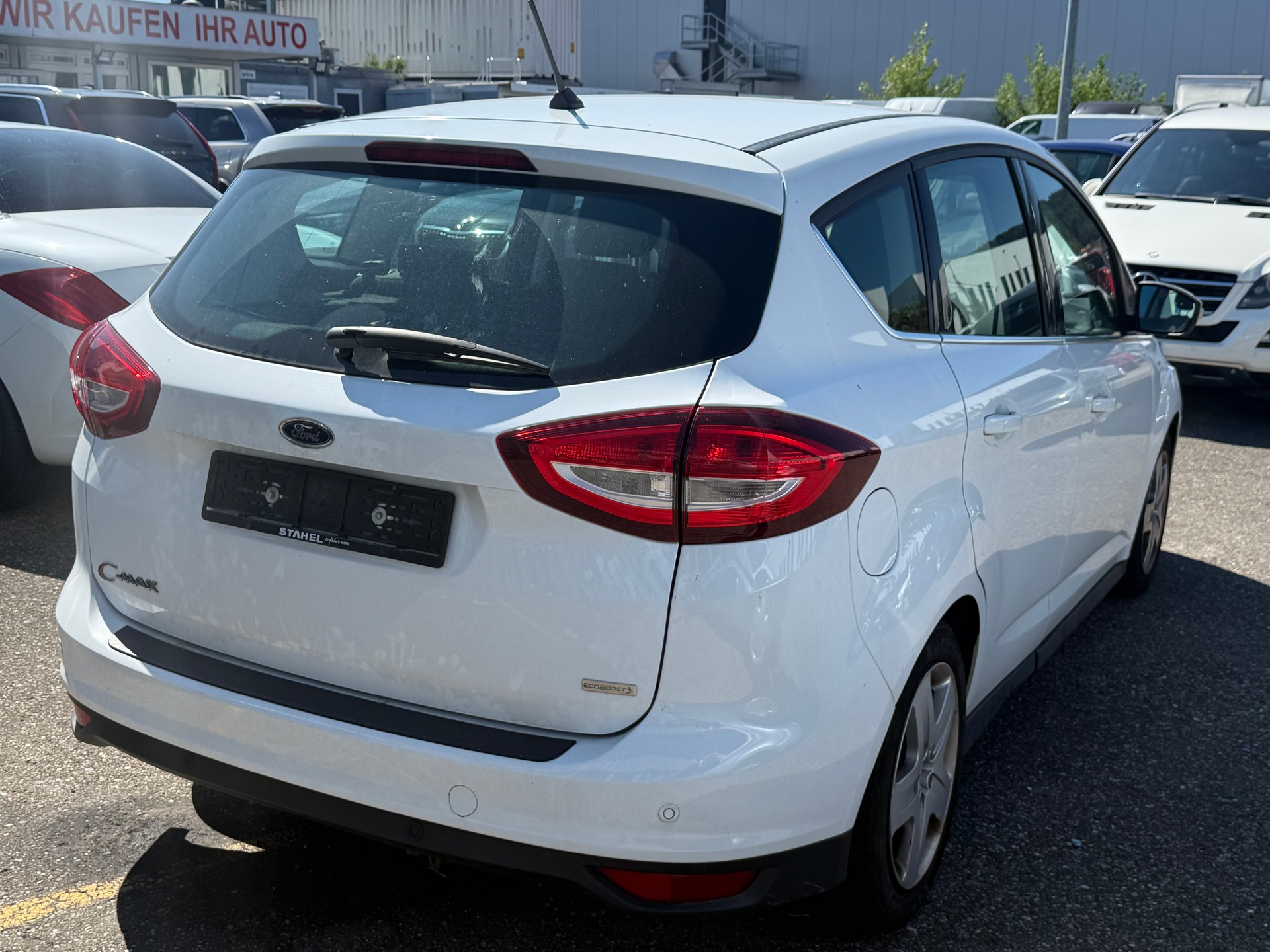 FORD C-Max 1.5 SCTi Titanium-image-2
