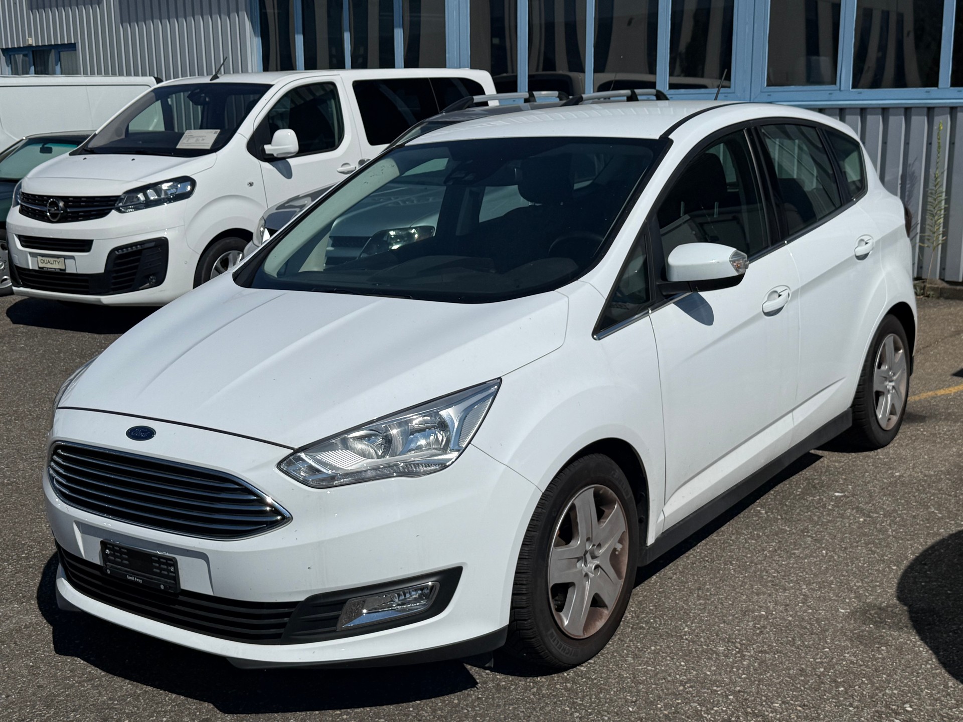 FORD C-Max 1.5 SCTi Titanium-image-0