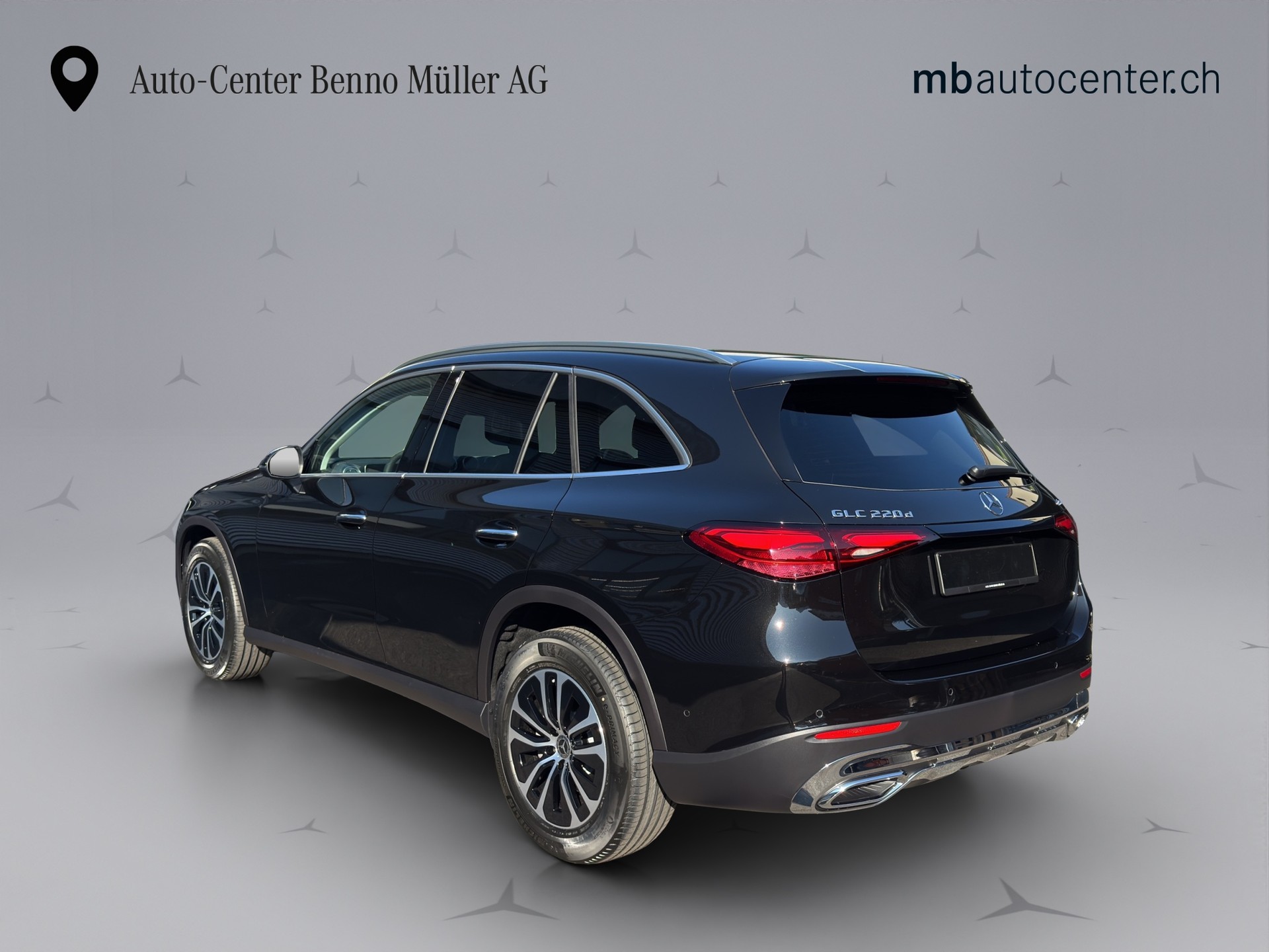 MERCEDES-BENZ GLC 220 d Avantgarde 4matic-image-3