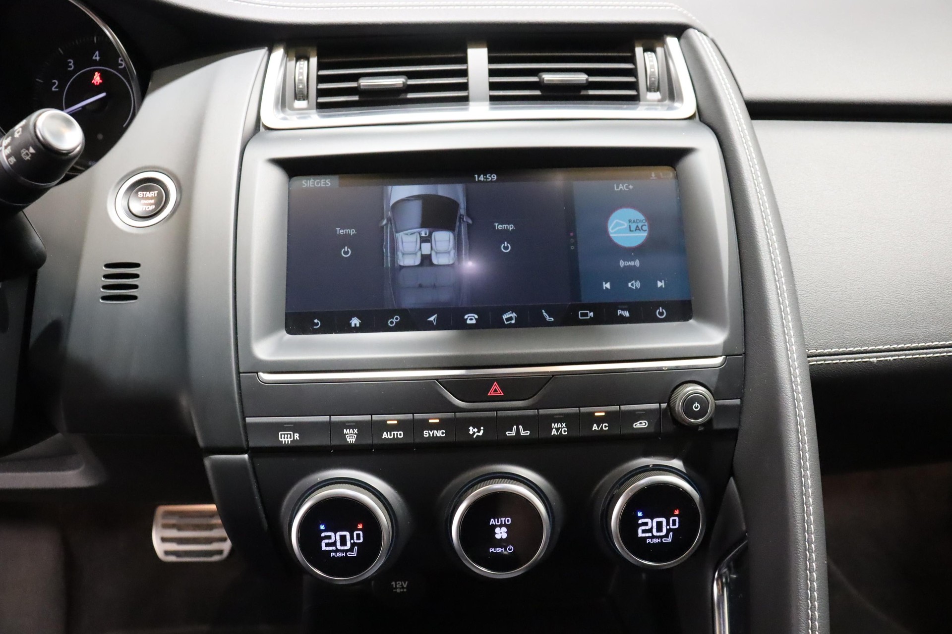 JAGUAR E-Pace 2.0 T 200 R-Dynamic S AWD-image-13