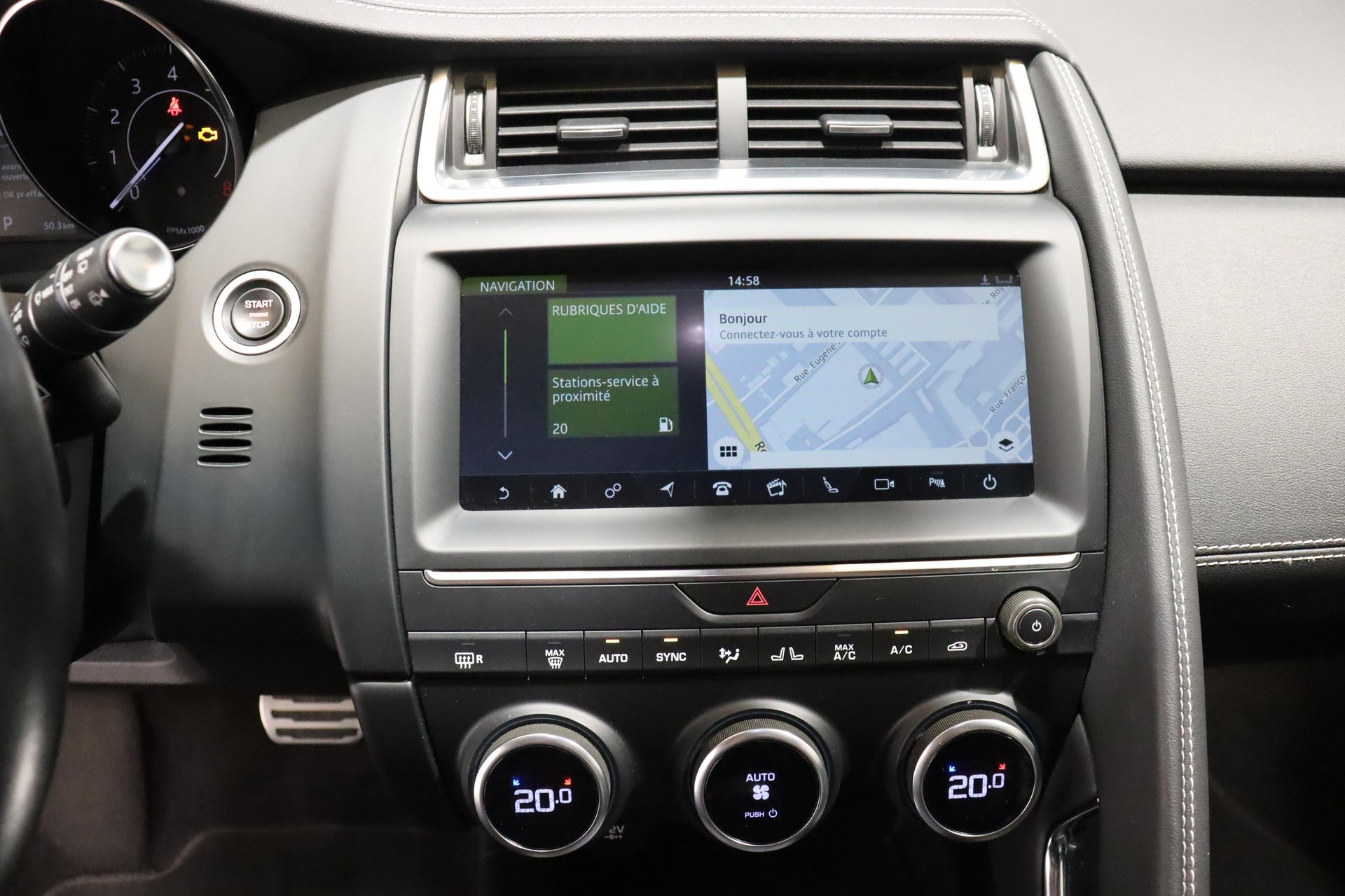 JAGUAR E-Pace 2.0 T 200 R-Dynamic S AWD-image-15