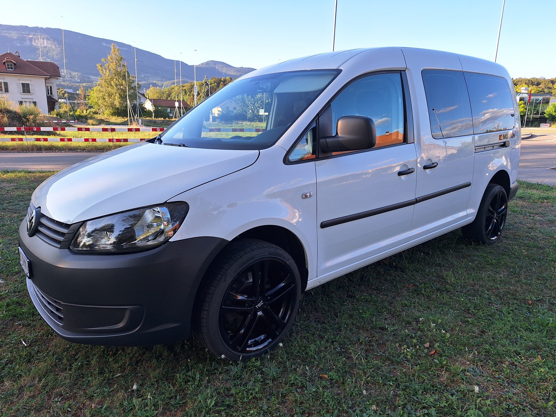 VW 2.0 TDI 4Motion 140PS-image-1
