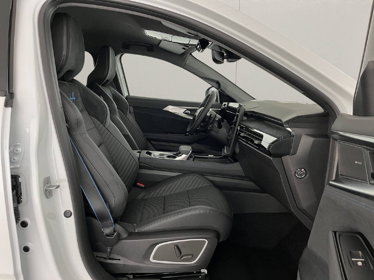 RENAULT Austral 1.2 E-Tech esprit Alpine-image-15