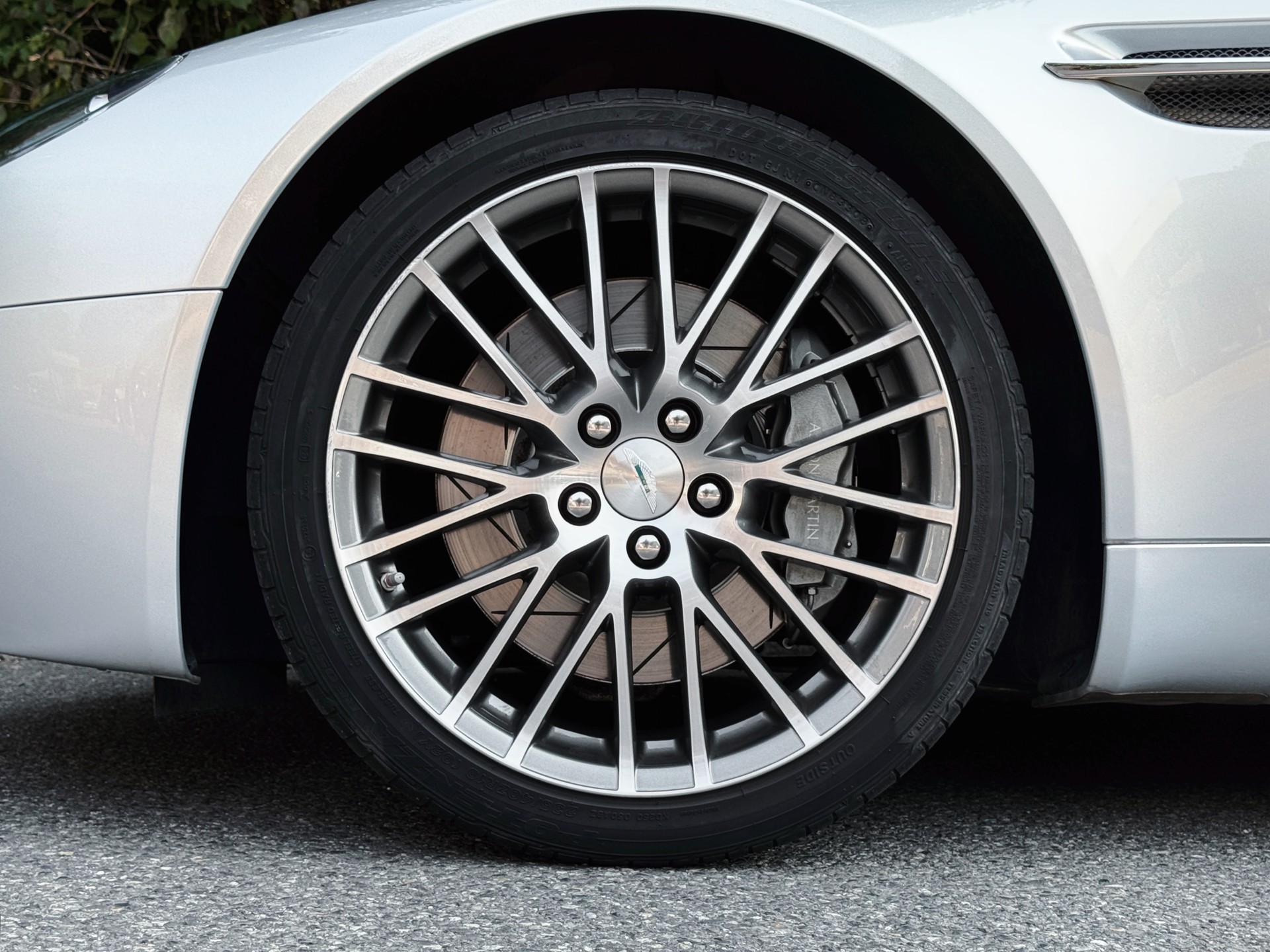 ASTON MARTIN V8 Vantage 4.7 Sportshift-image-7