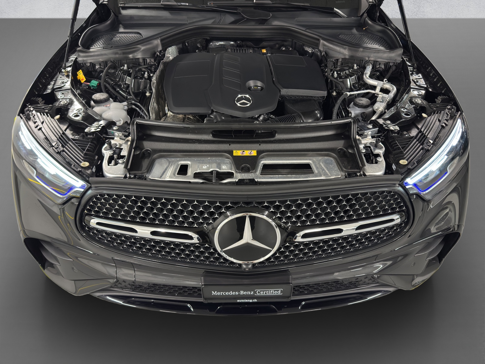 MERCEDES-BENZ GLC 300 de AMG Line 4Matic EQ Star-image-9
